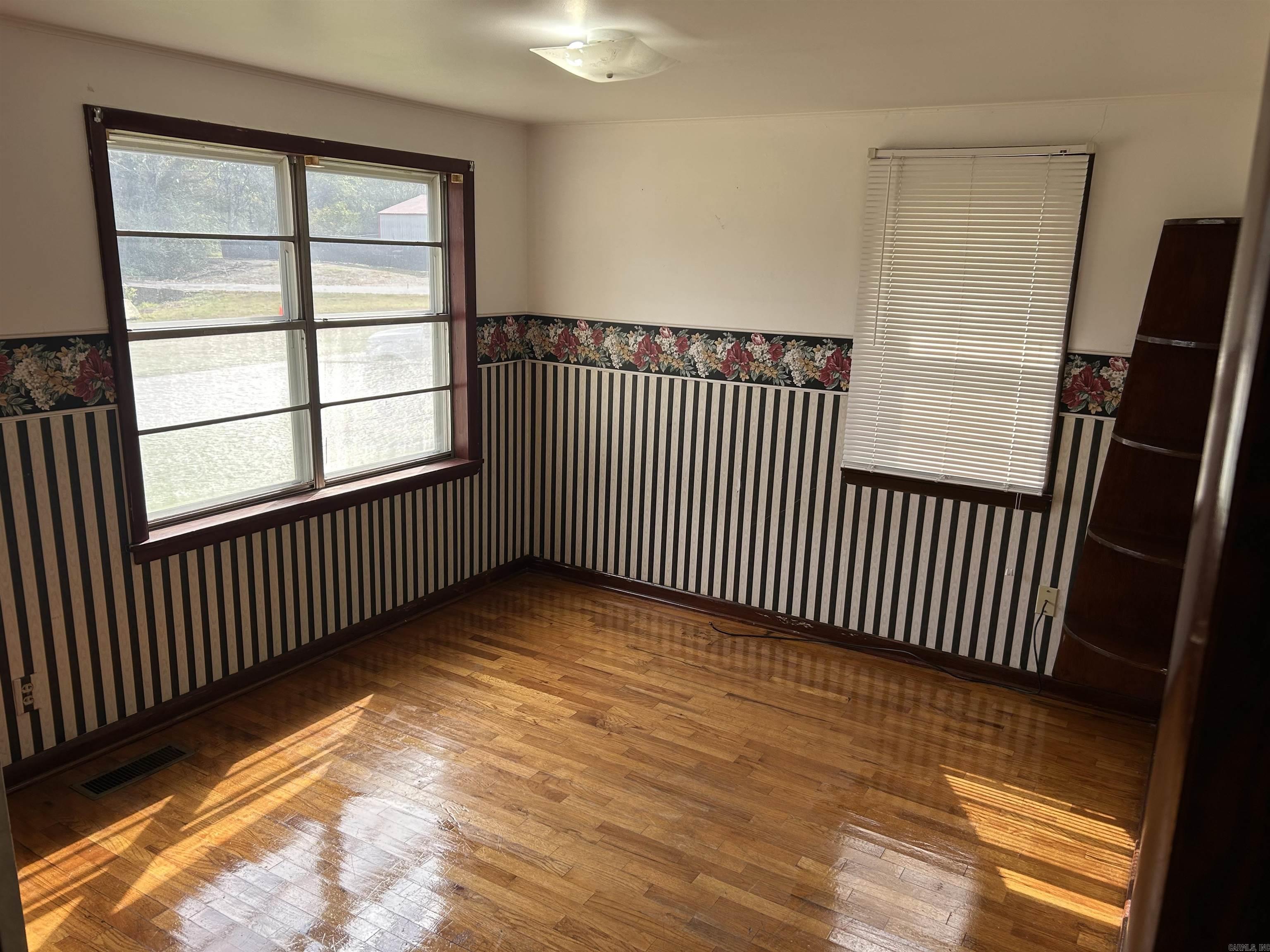 701 N Moose  Morrilton, AR