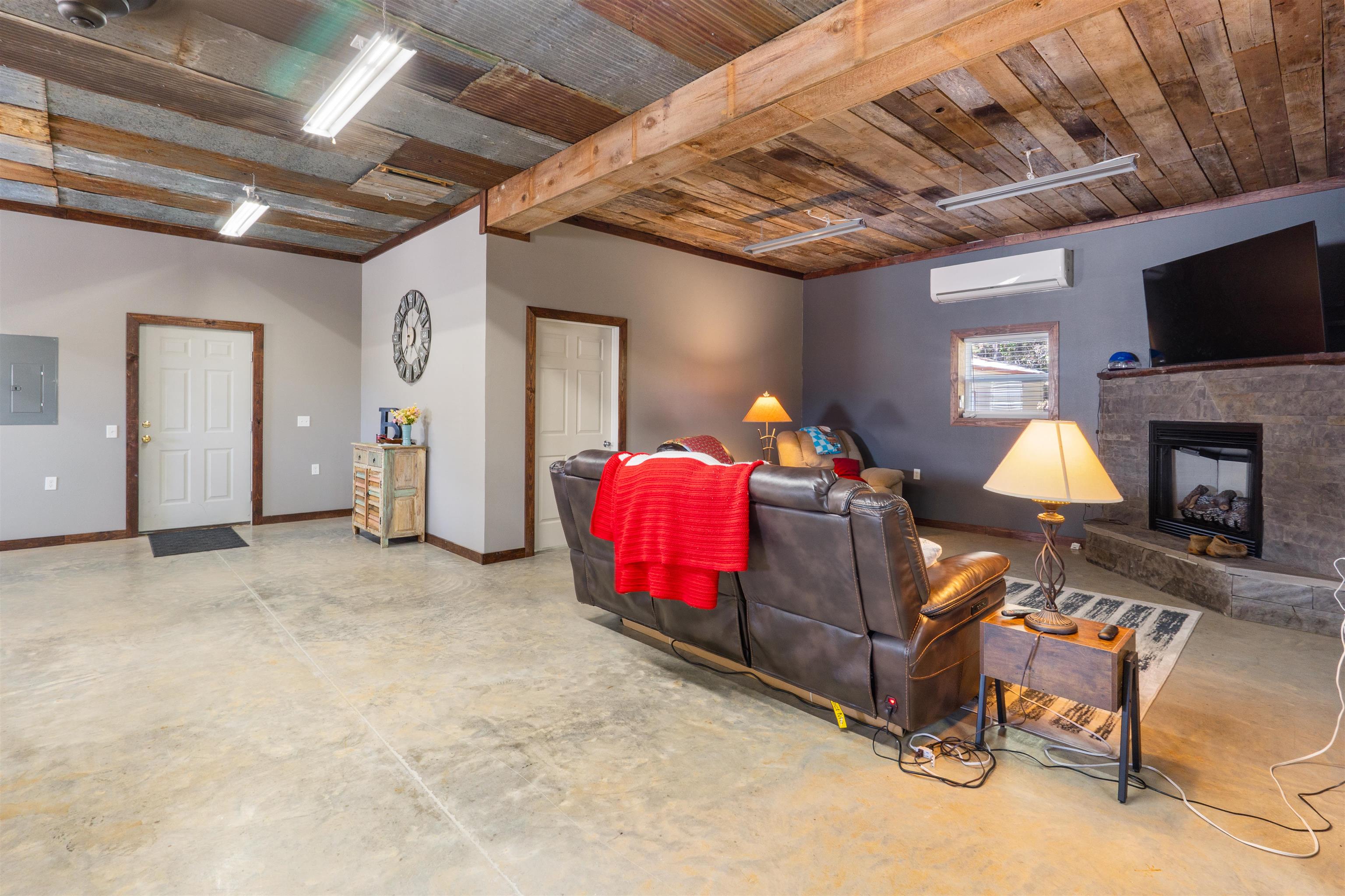 3091 W AR 58 Hwy Melbourne, AR 72556