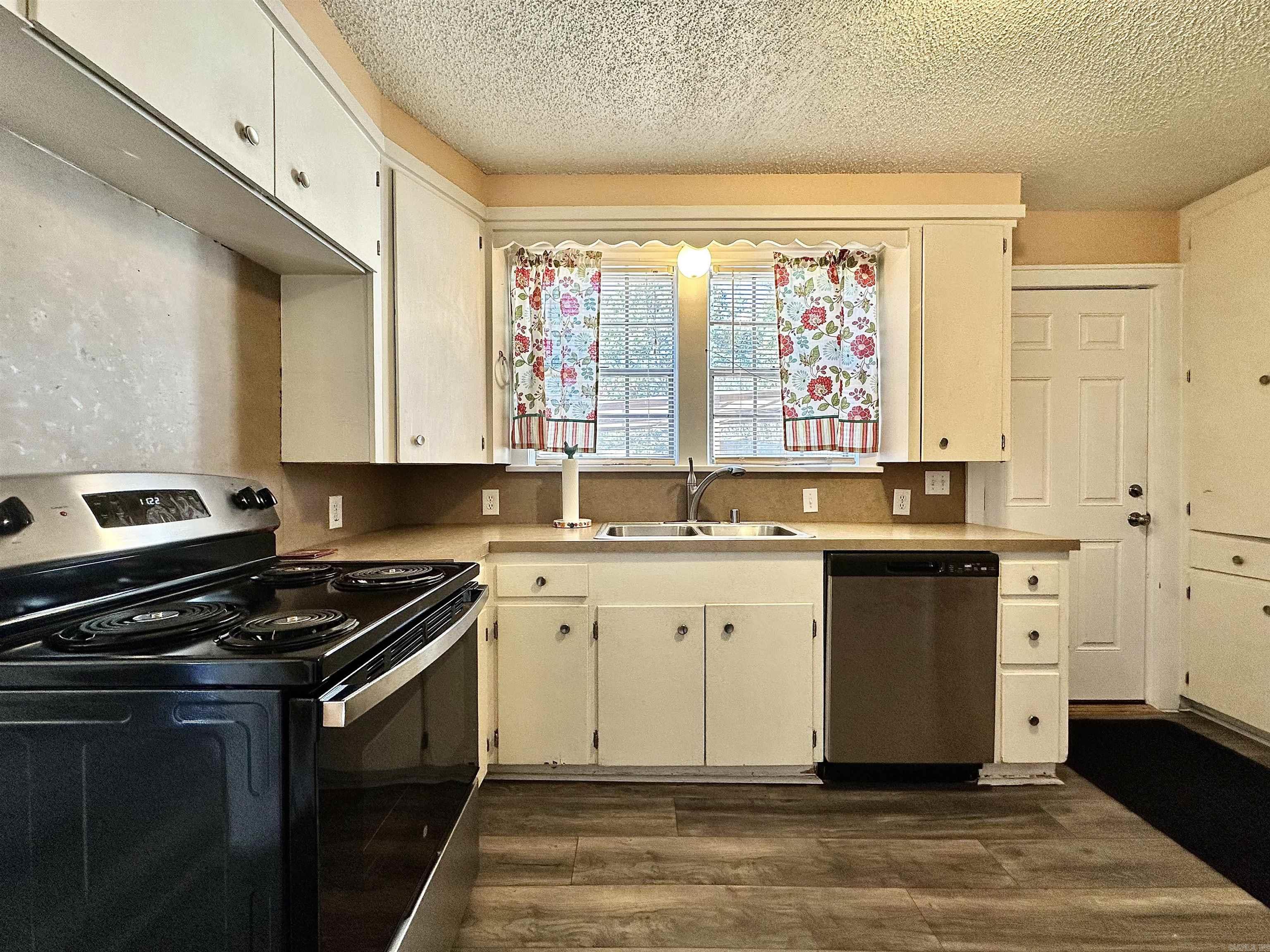 1207 N Arch Street  Sheridan, AR