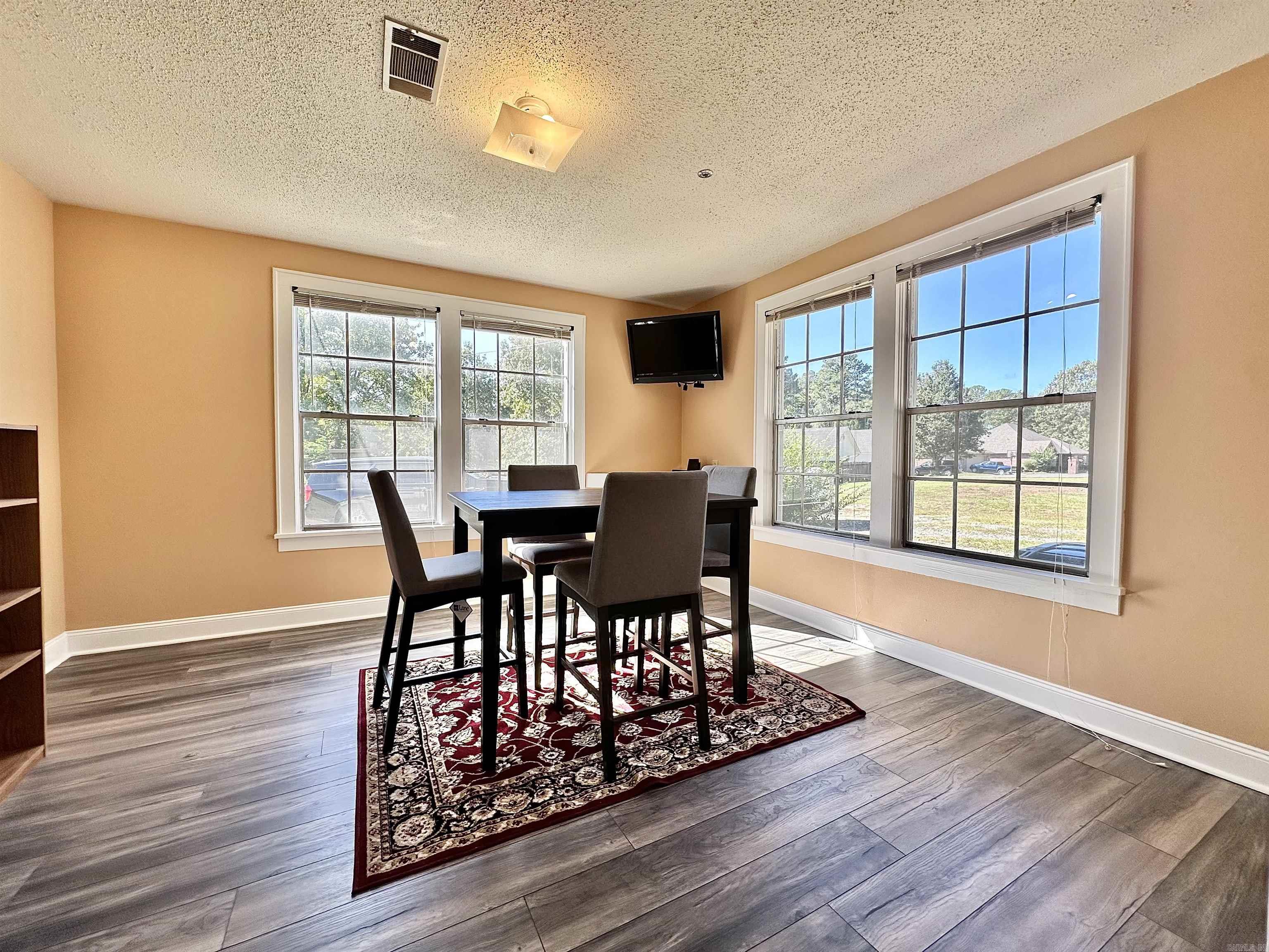 1207 N Arch Street  Sheridan, AR