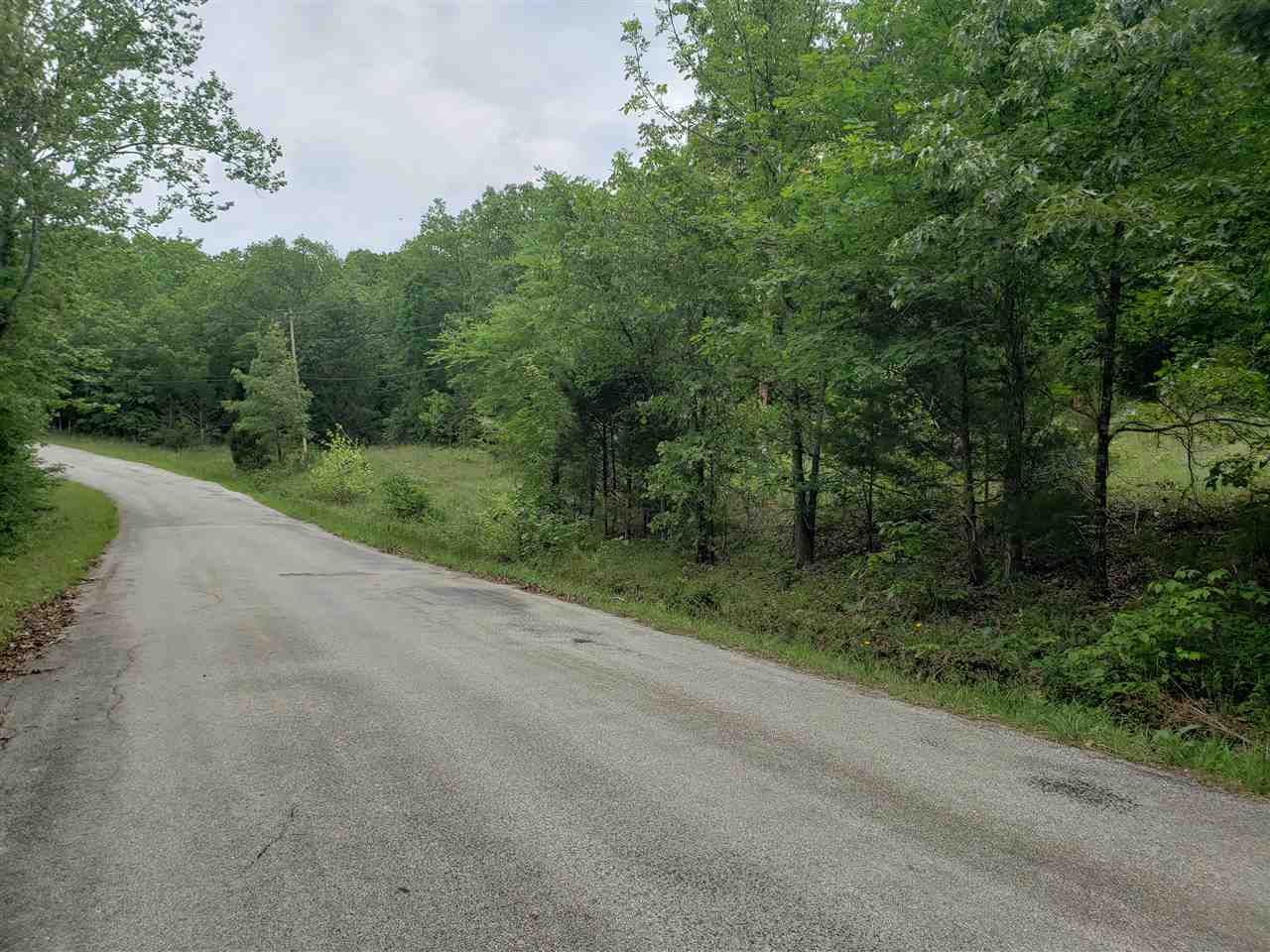 L-21 B-9 Lochloosa  Cherokee Village, AR