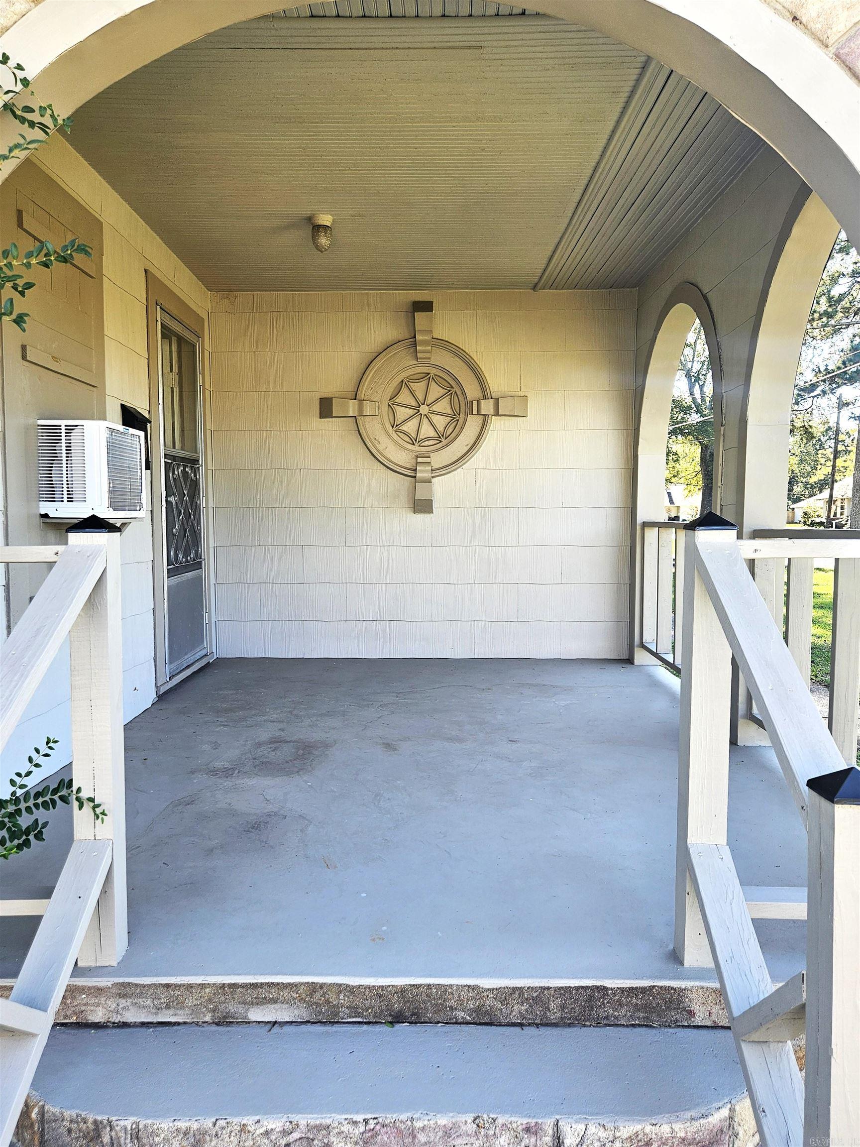 527 E 2nd South  Prescott, AR