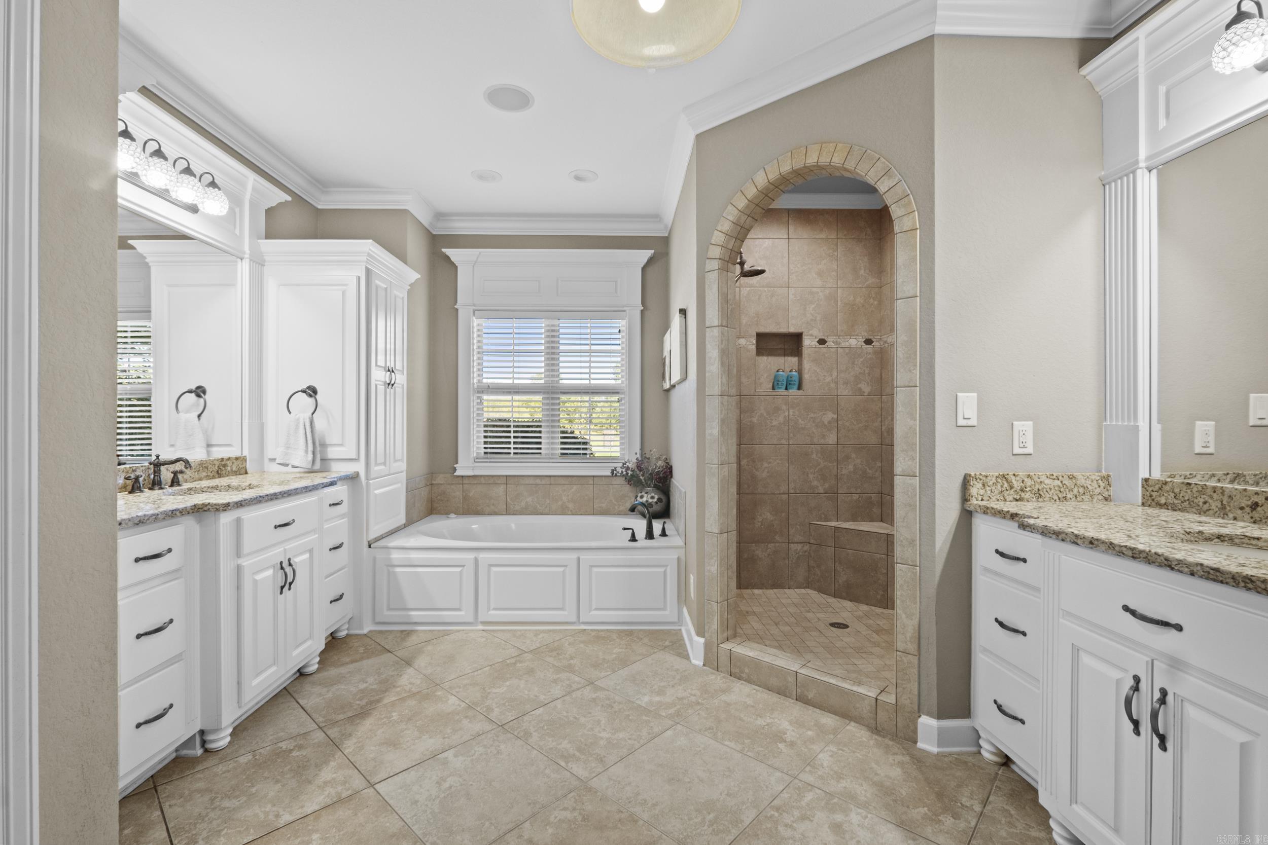 101 Summerview  Searcy, AR