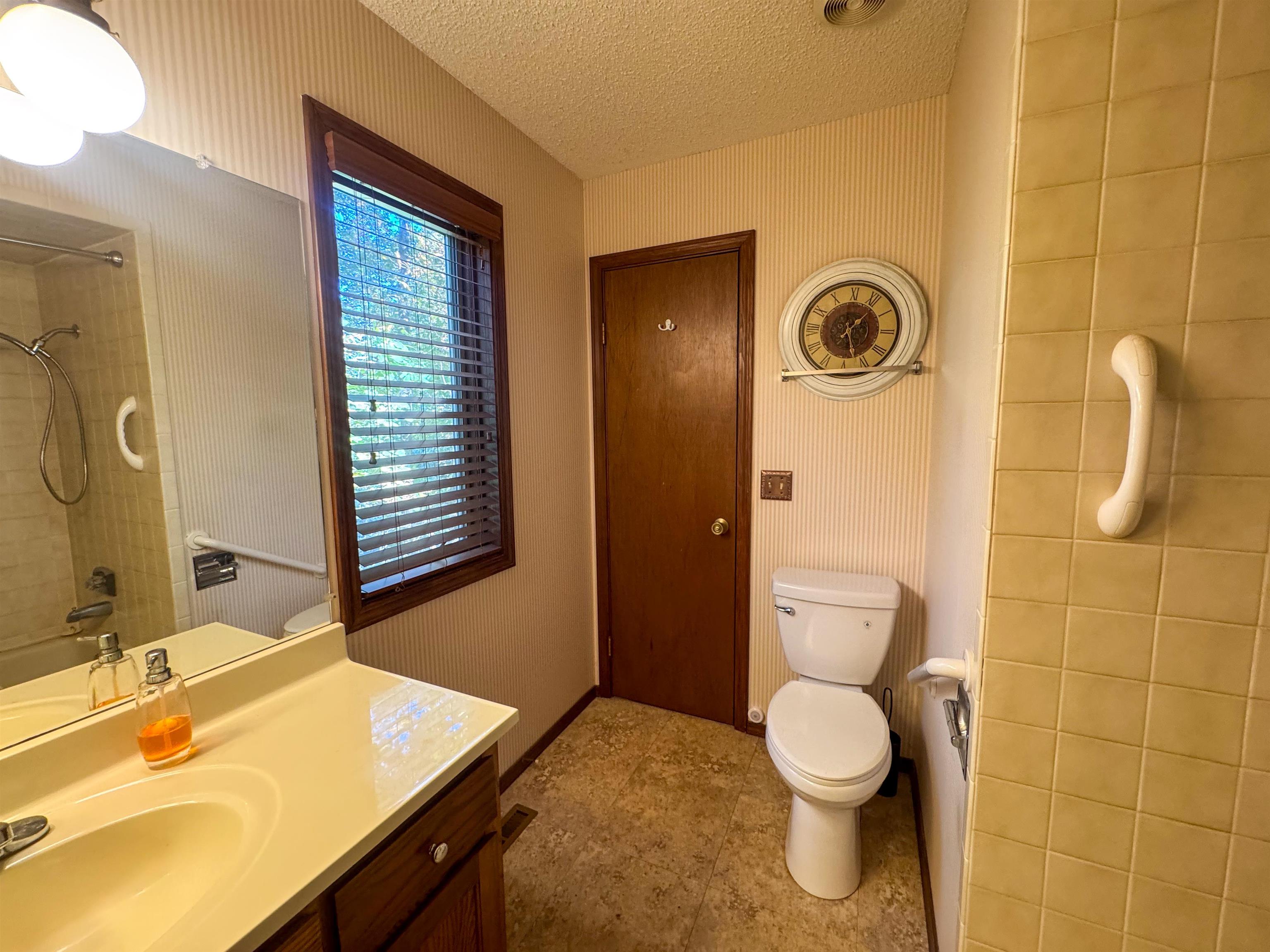 7 Owego Circle Cherokee Village, AR 72529