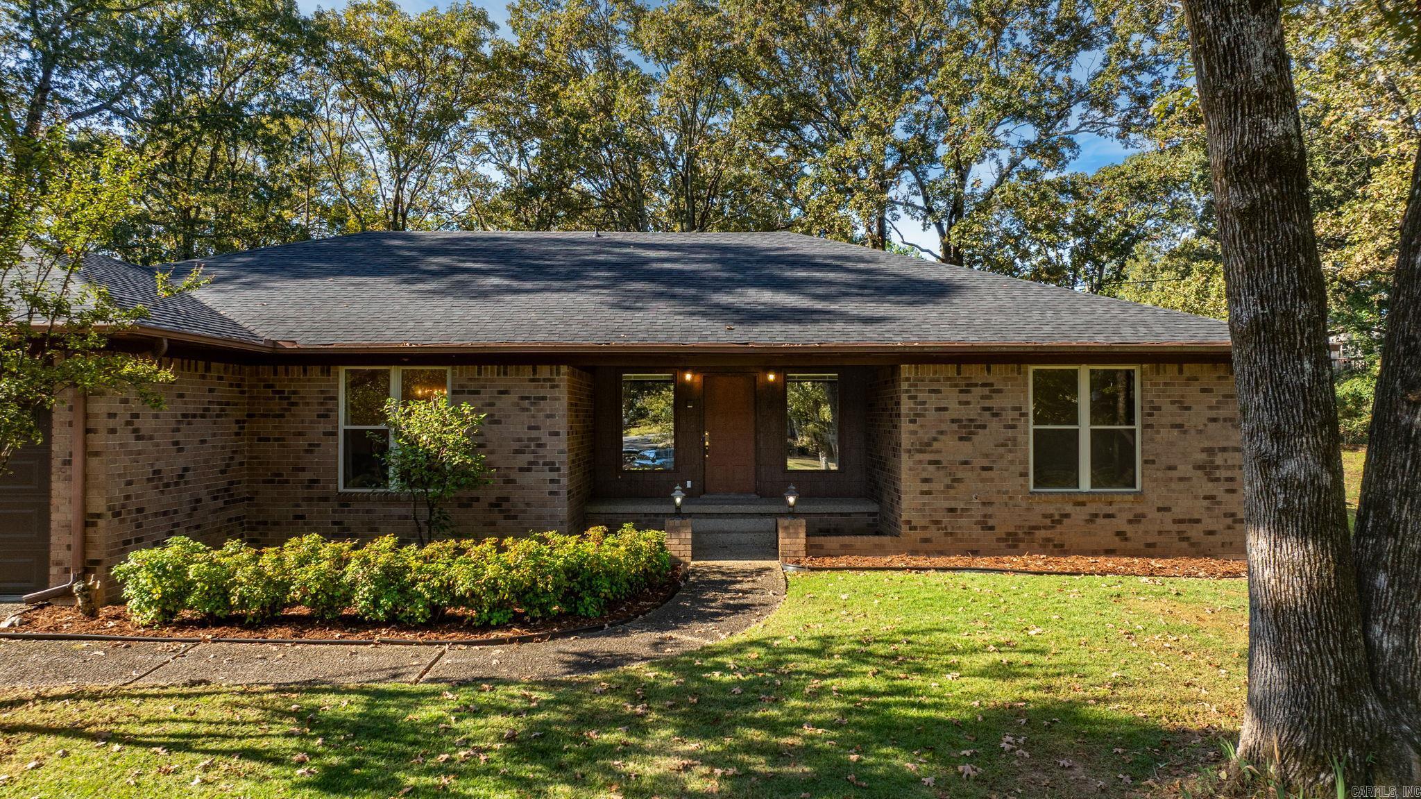 8 Beaconsfield Court Sherwood, AR 72120