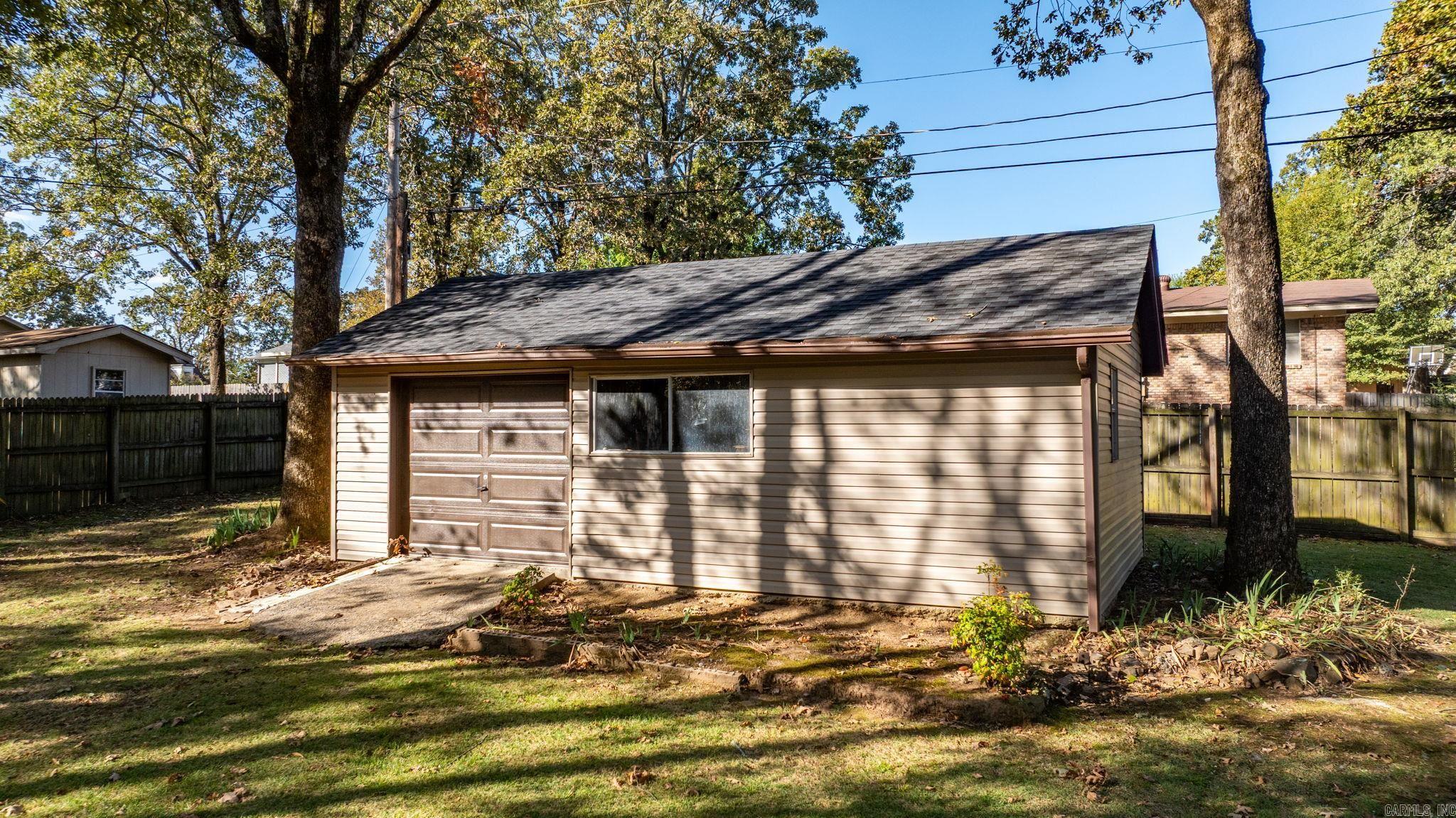 8 Beaconsfield Court Sherwood, AR 72120