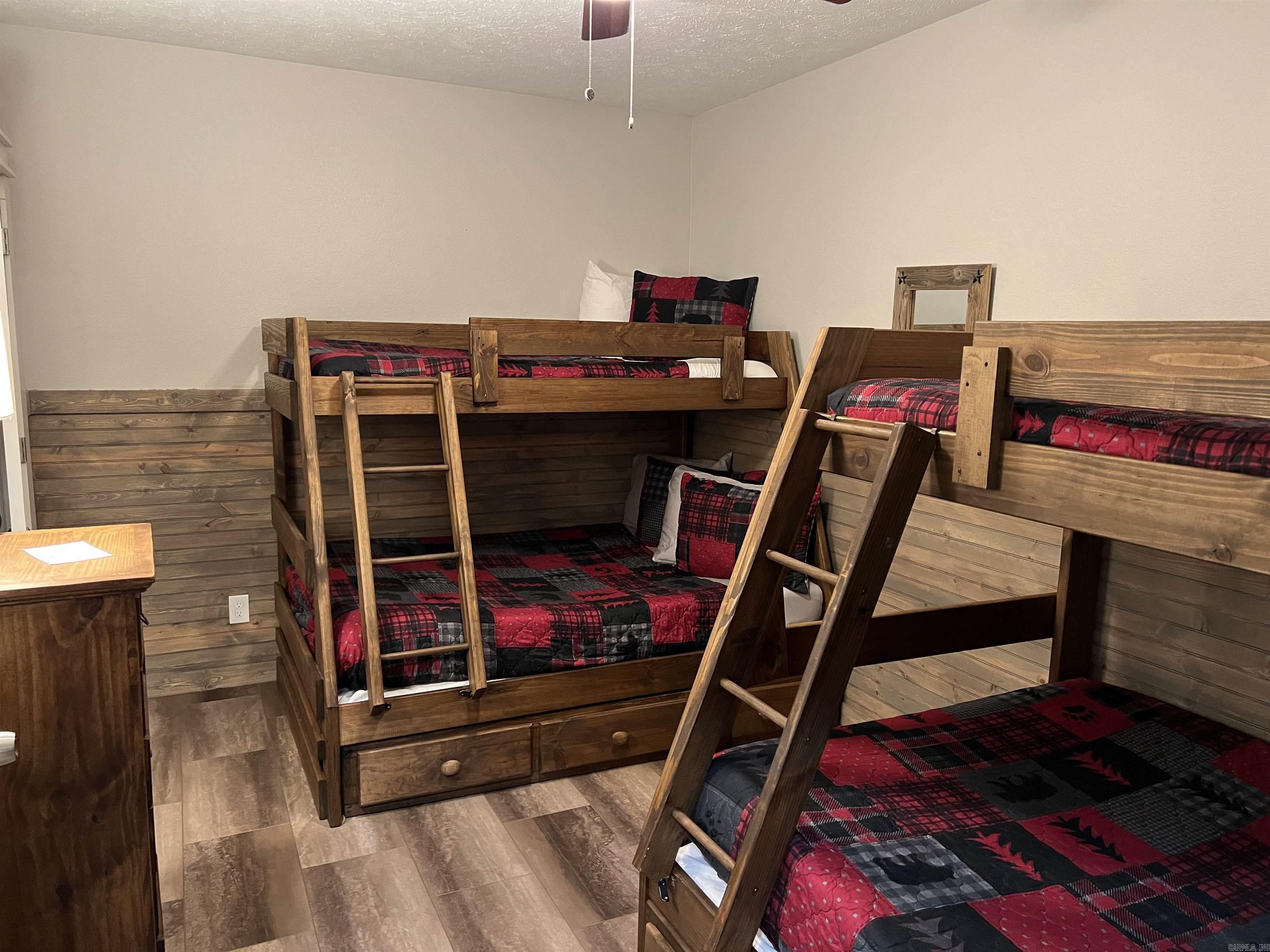 296 NC 2864  Marble Falls, AR