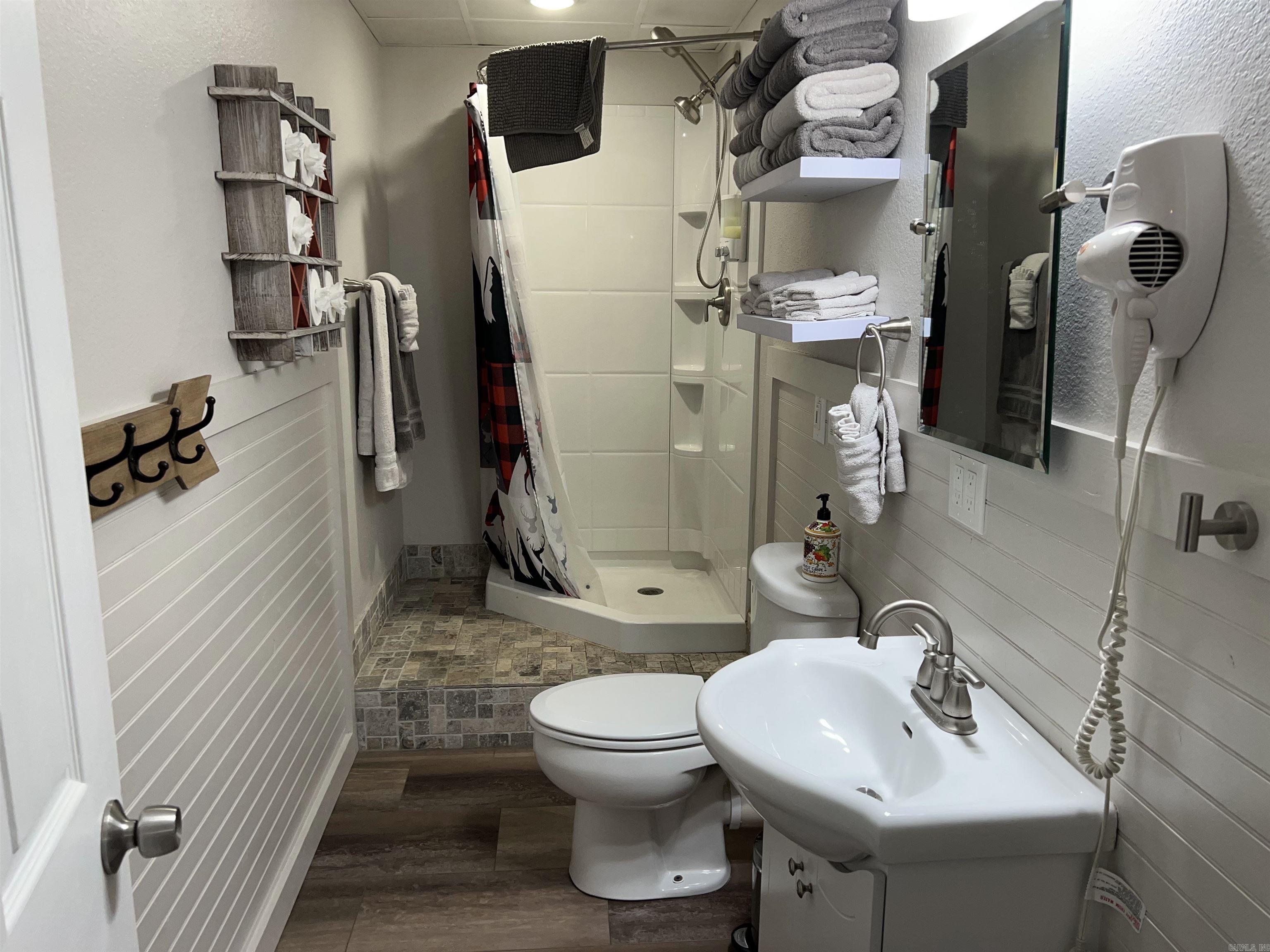 296 NC 2864  Marble Falls, AR