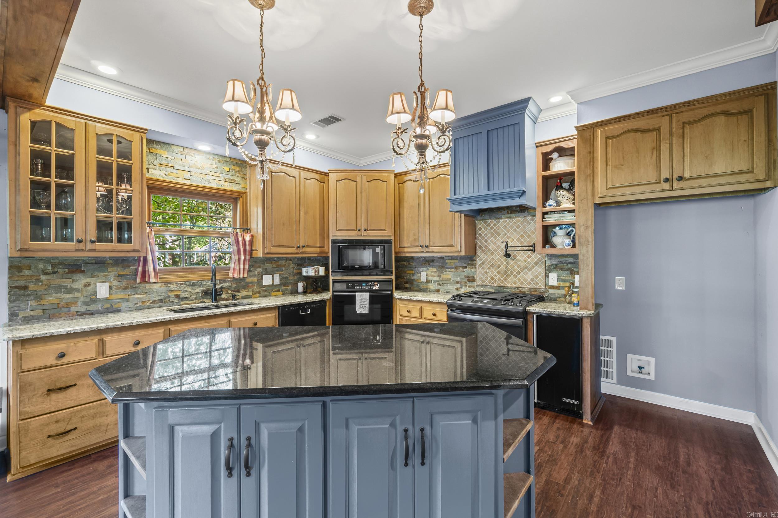 100 Deerwood Drive  Searcy, AR