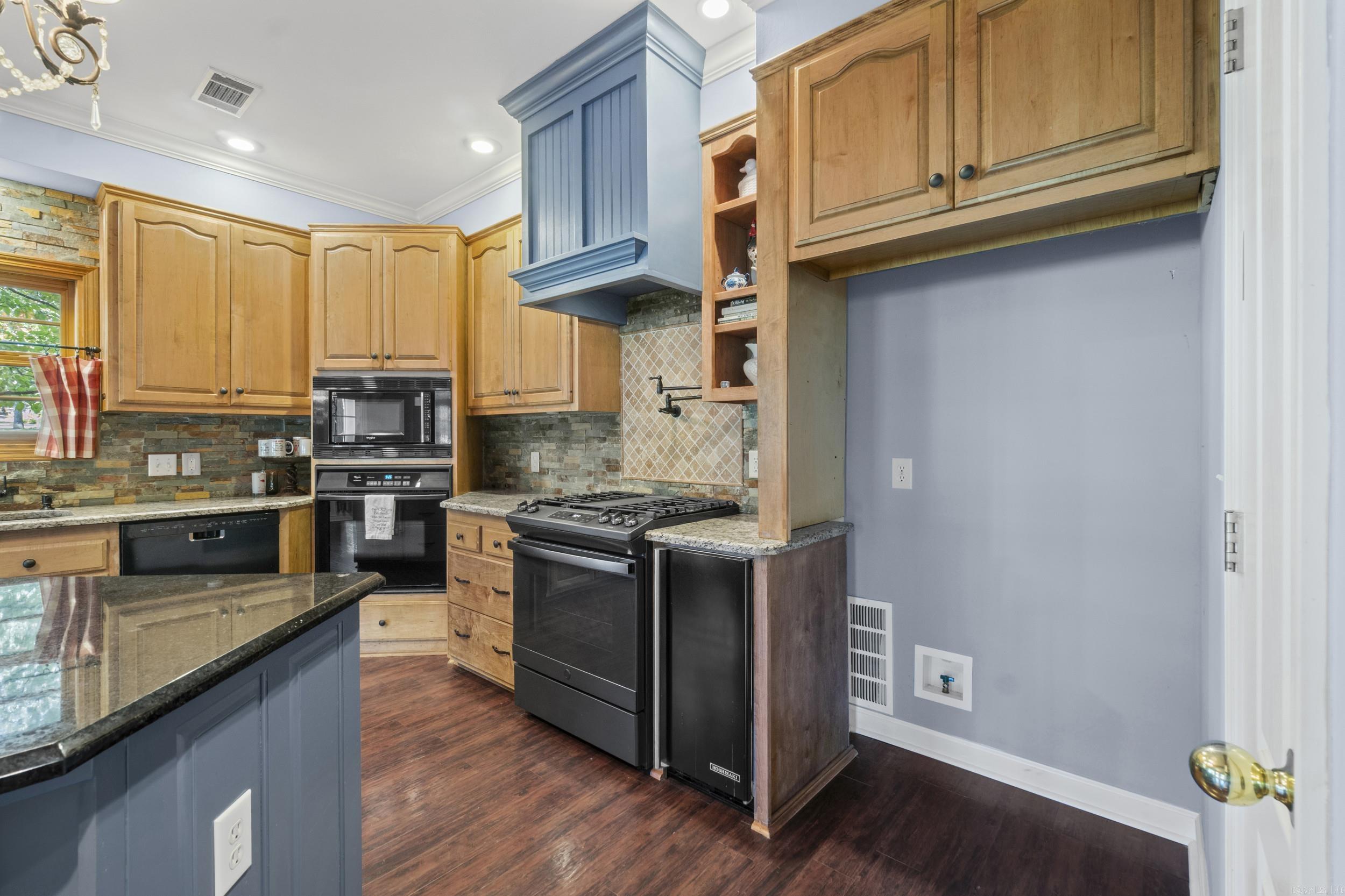 100 Deerwood Drive  Searcy, AR