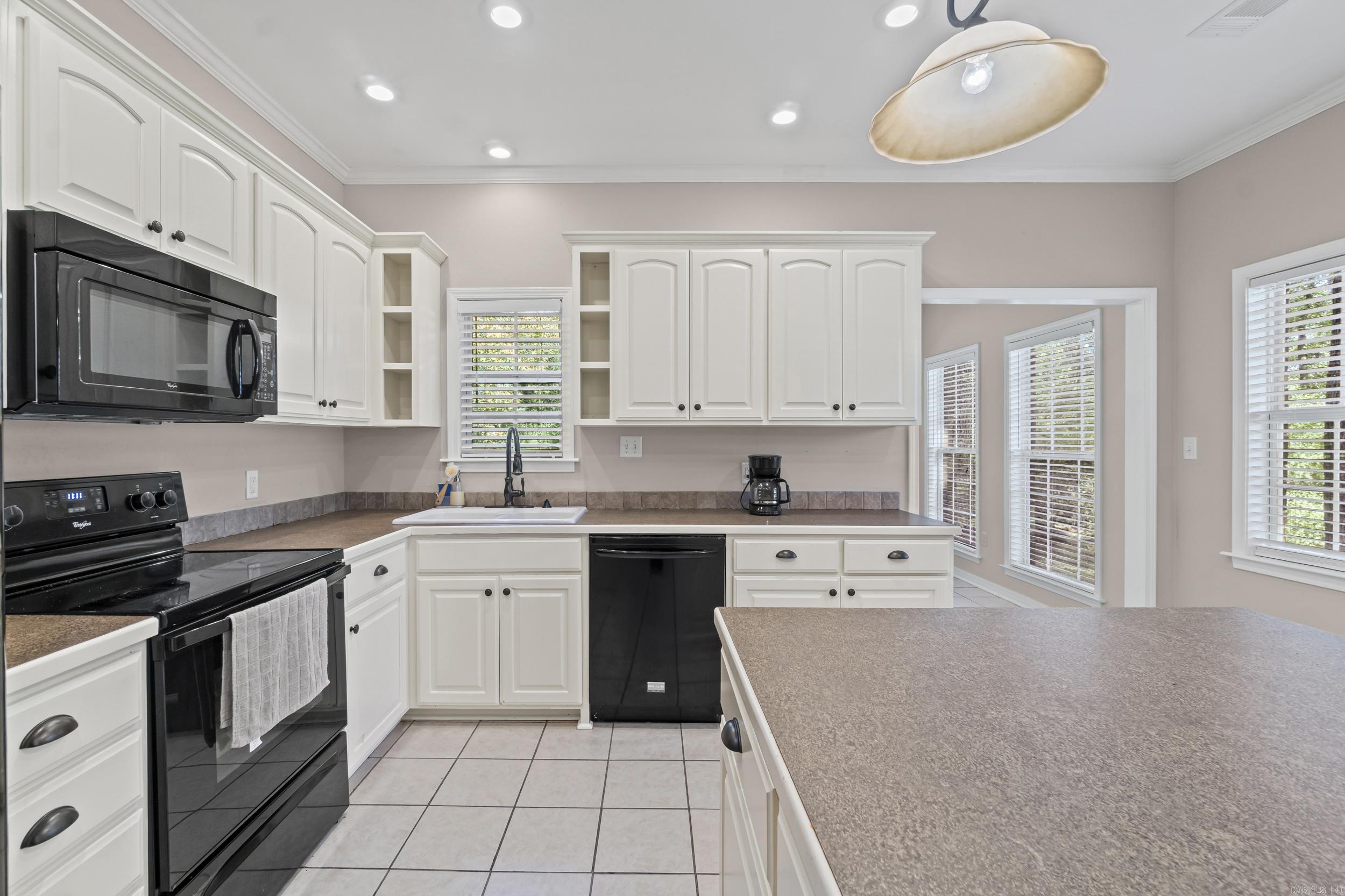 100 Deerwood Drive  Searcy, AR