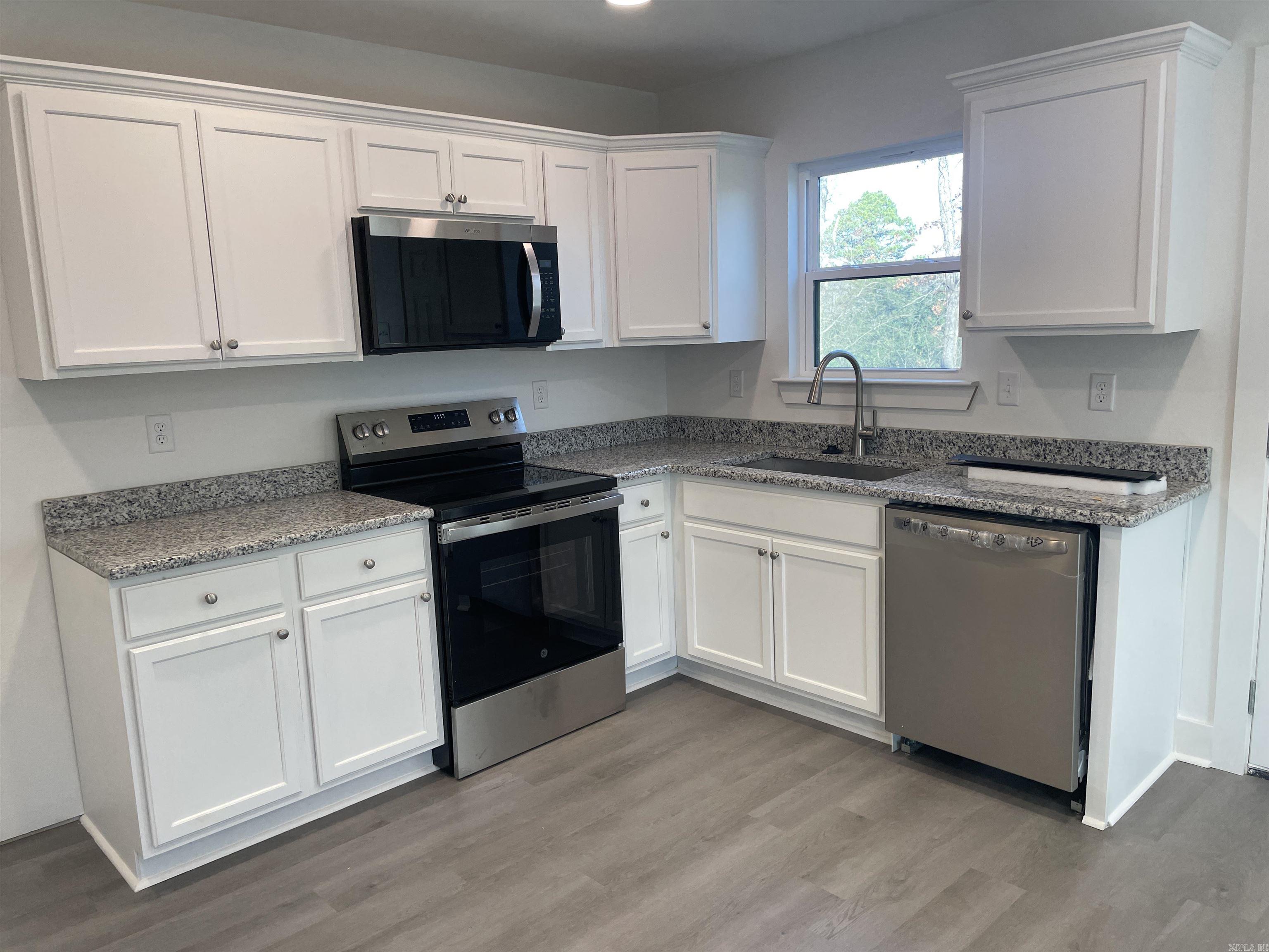 114 Lawrence Landing Road Conway, AR 72032