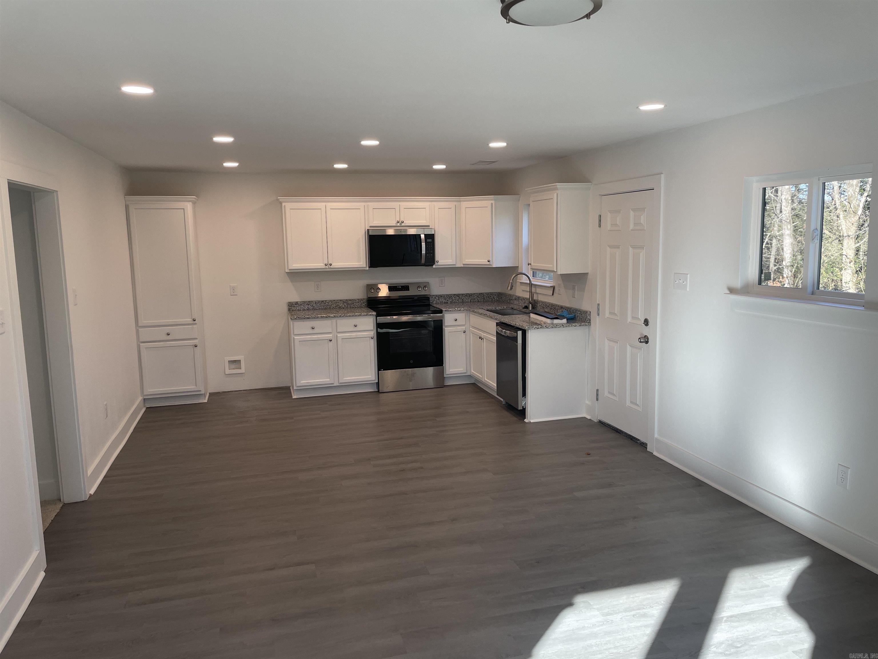 114 Lawrence Landing Road Conway, AR 72032