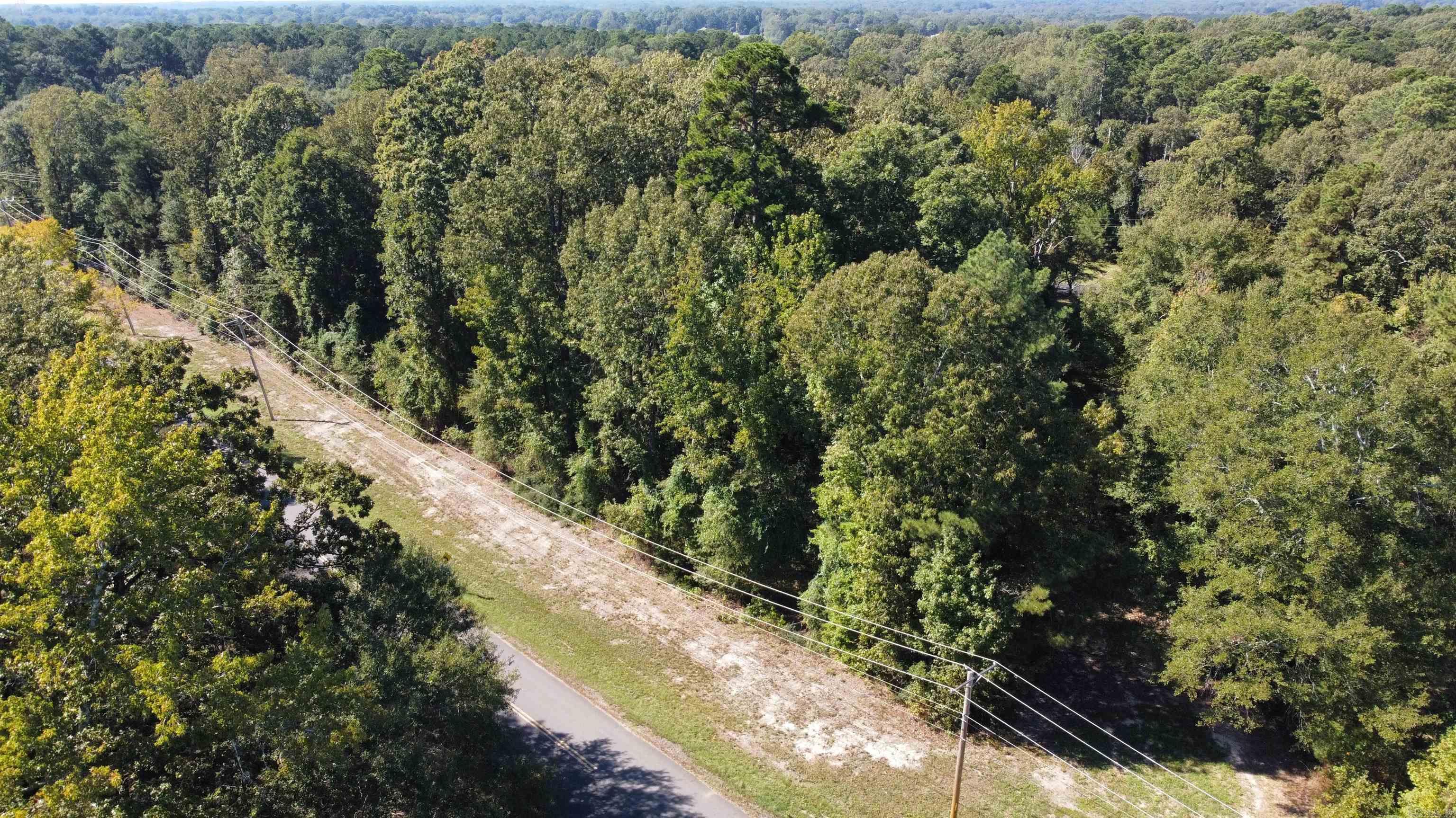 1.4 Acres N. of Victor Dumas Rd.  El Dorado, AR