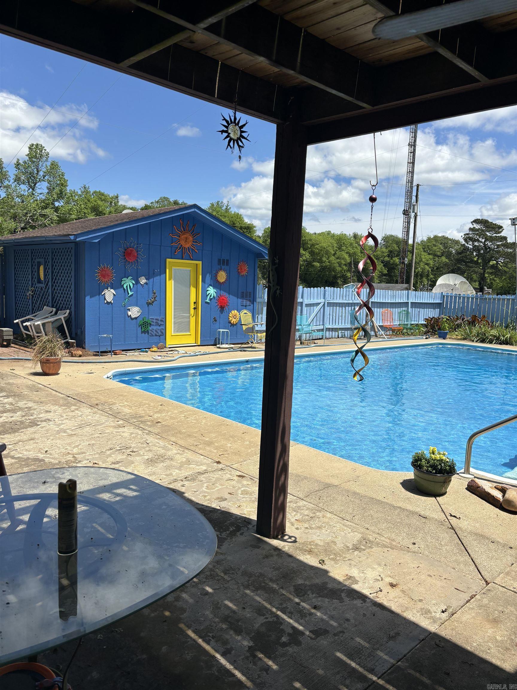 1701 S Washington  Murfreesboro, AR