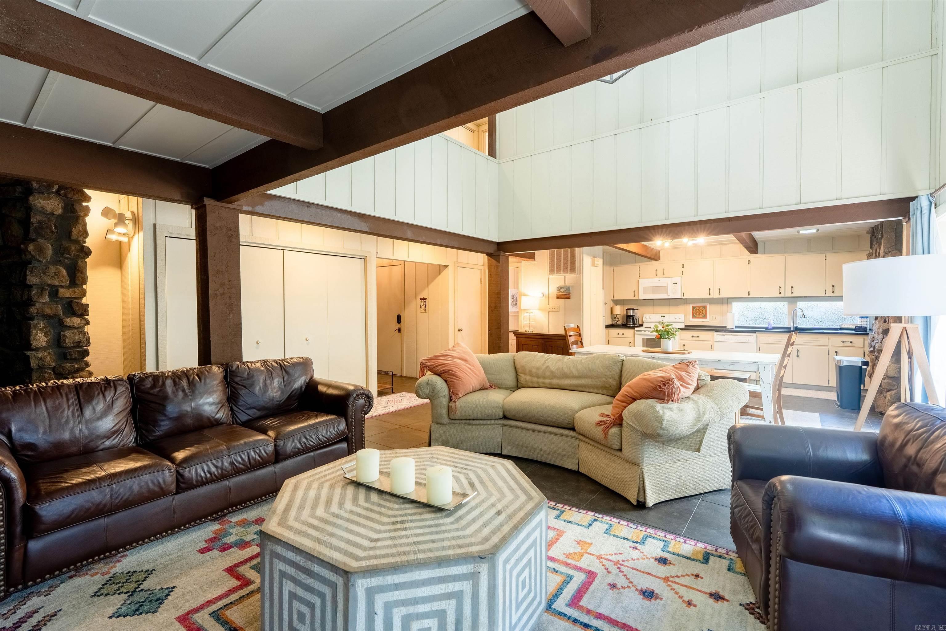 458 E Orchard  Heber Springs, AR