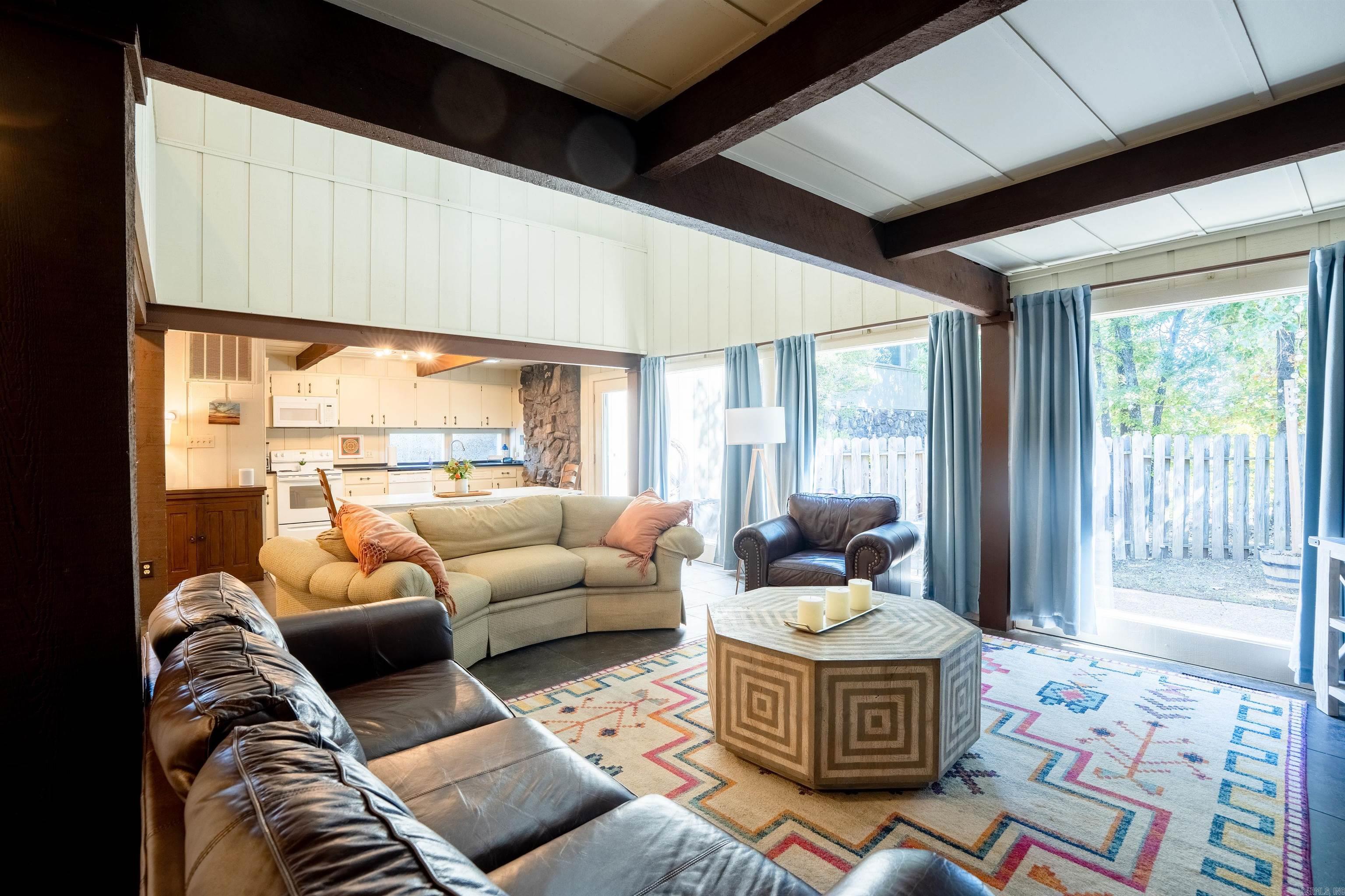 458 E Orchard  Heber Springs, AR