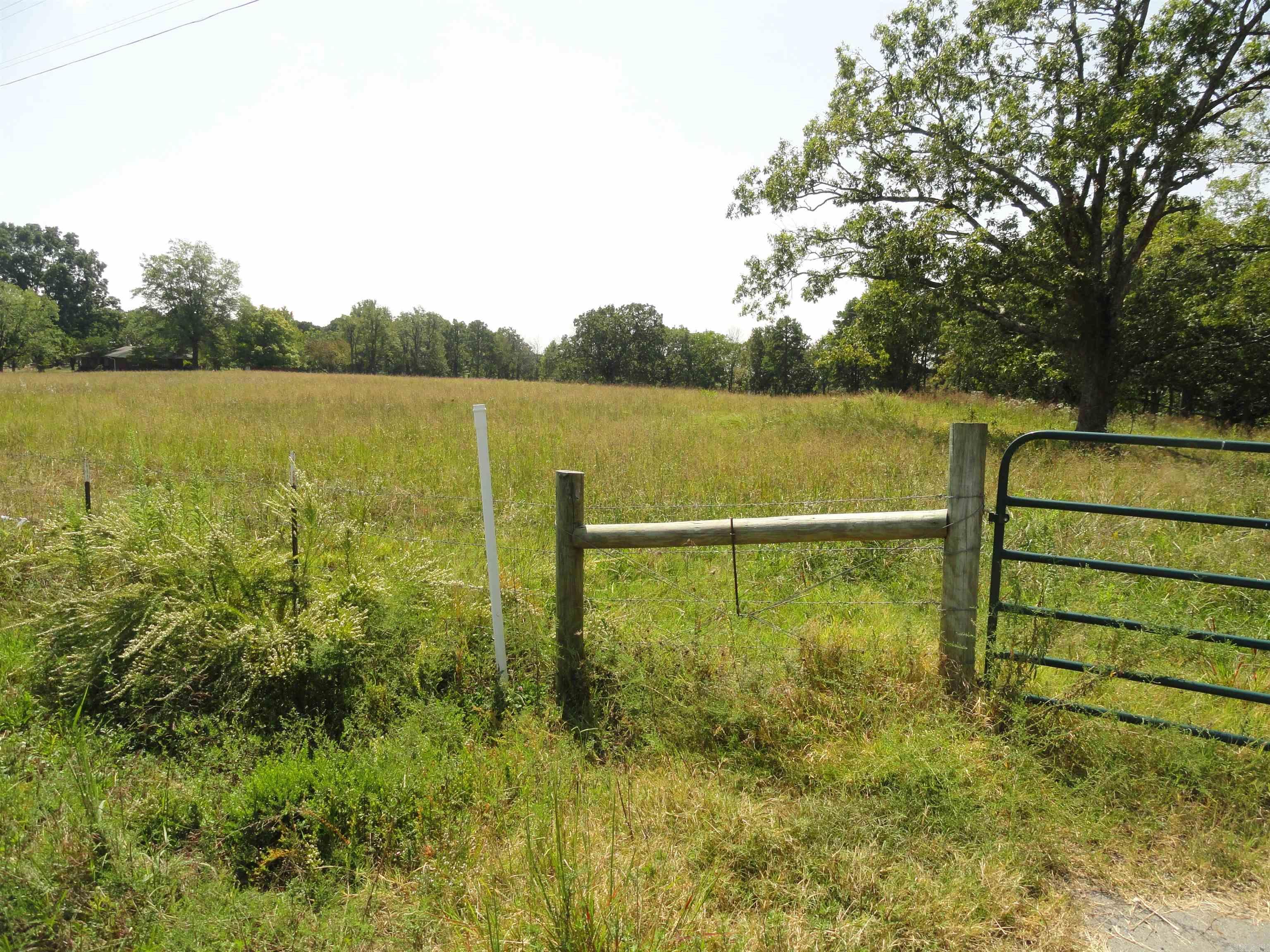 4971 US-65 N  Clinton, AR