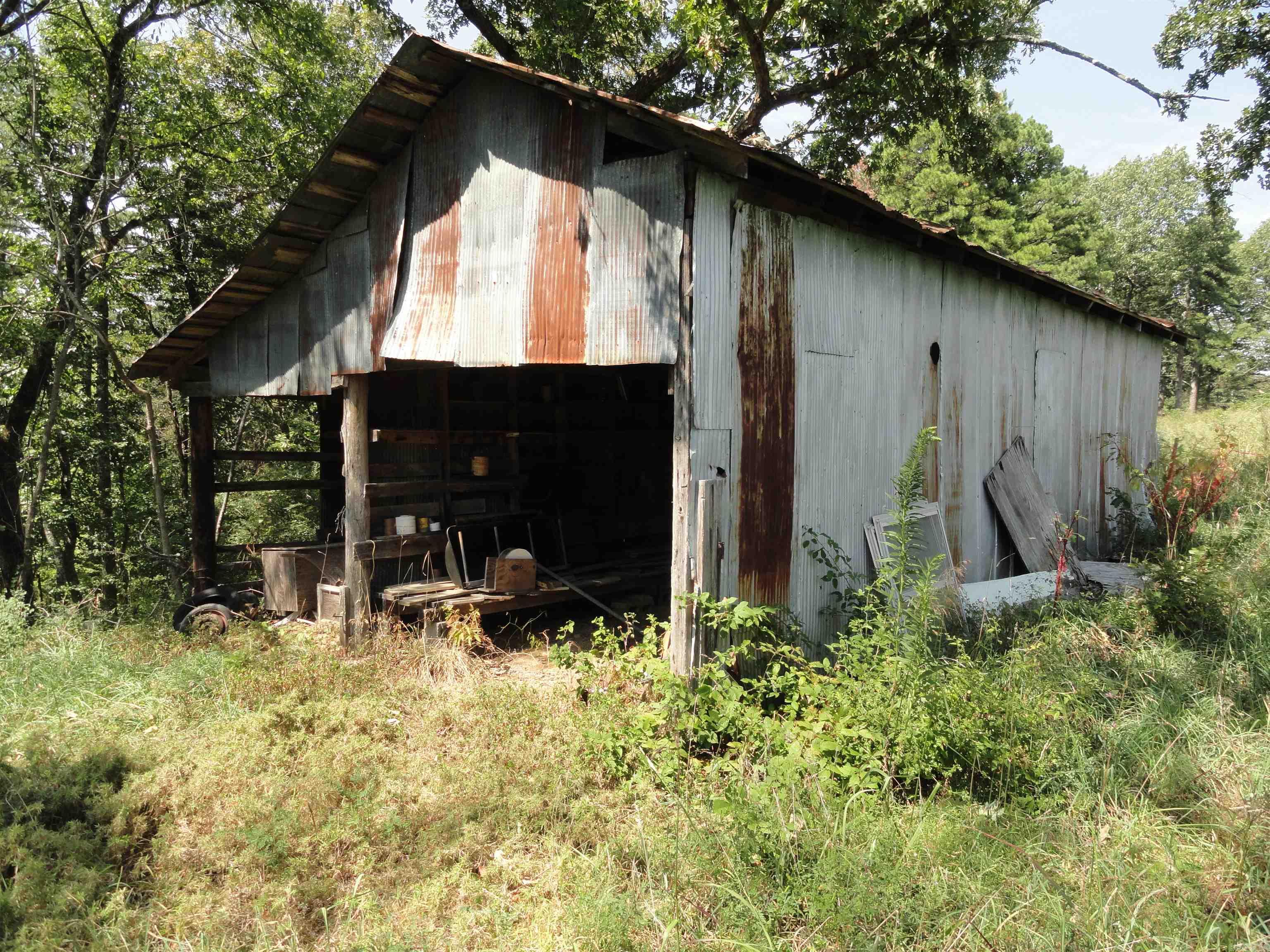 4971 US-65 N  Clinton, AR