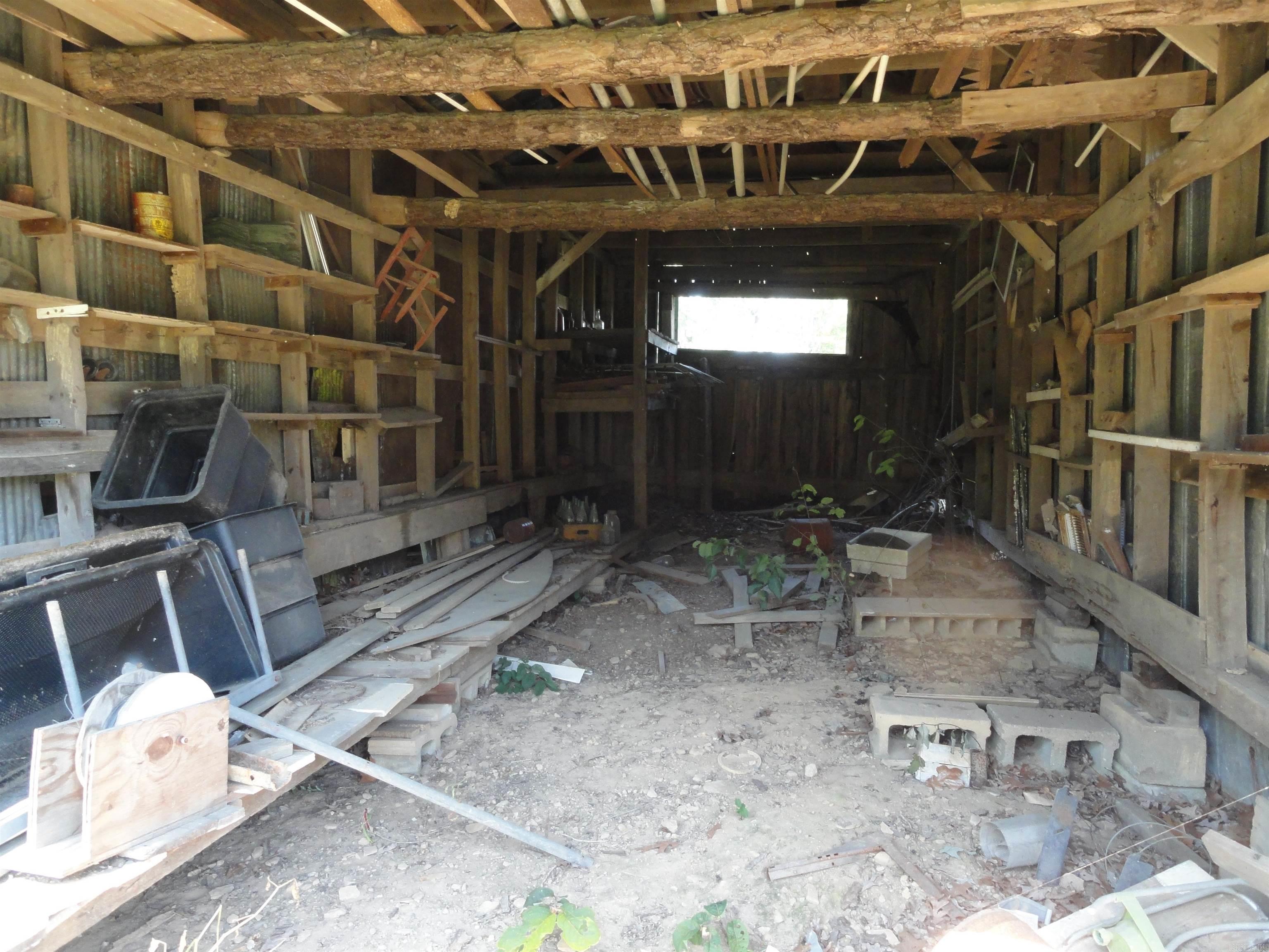 4971 US-65 N  Clinton, AR
