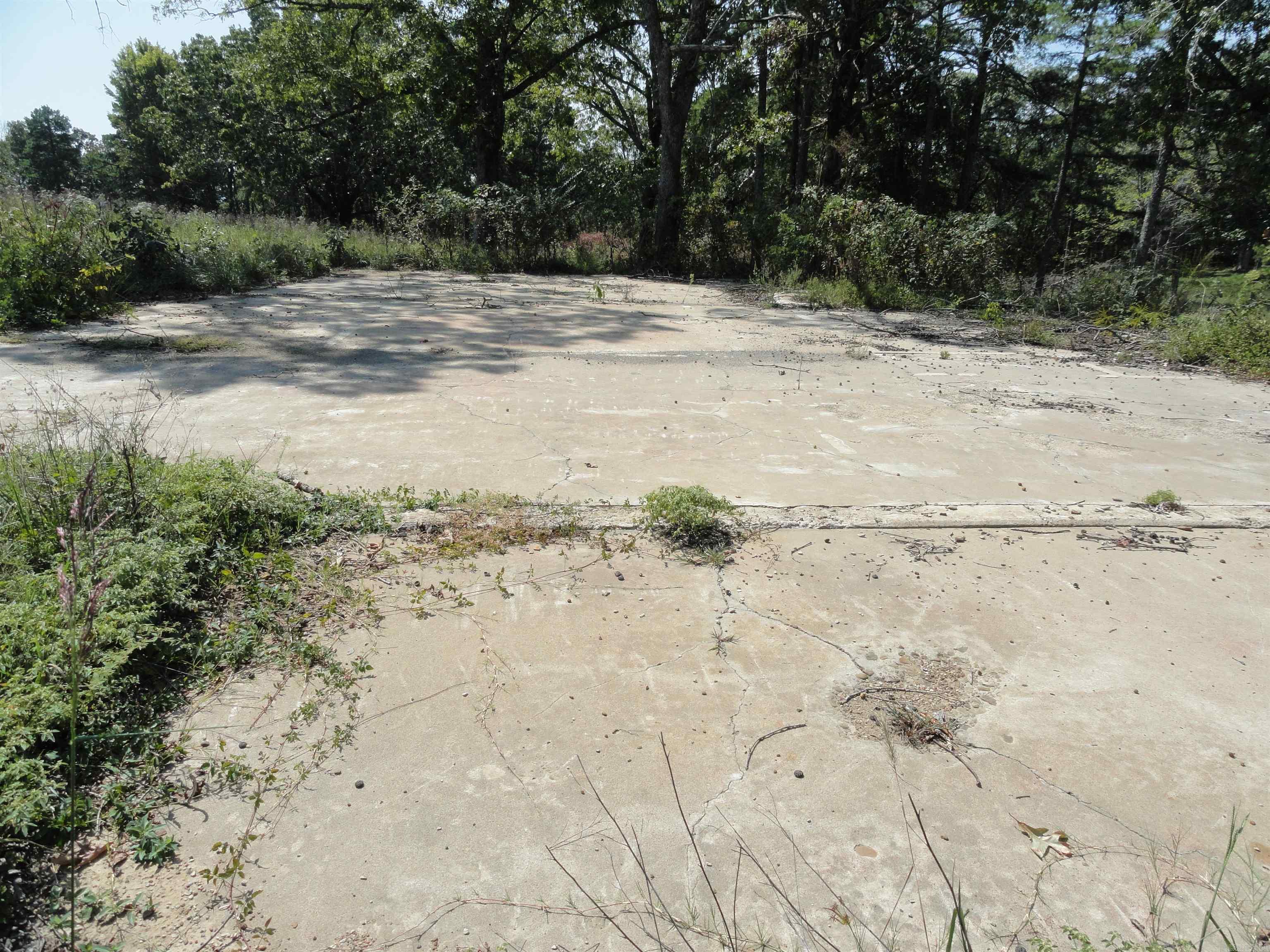4971 US-65 N  Clinton, AR