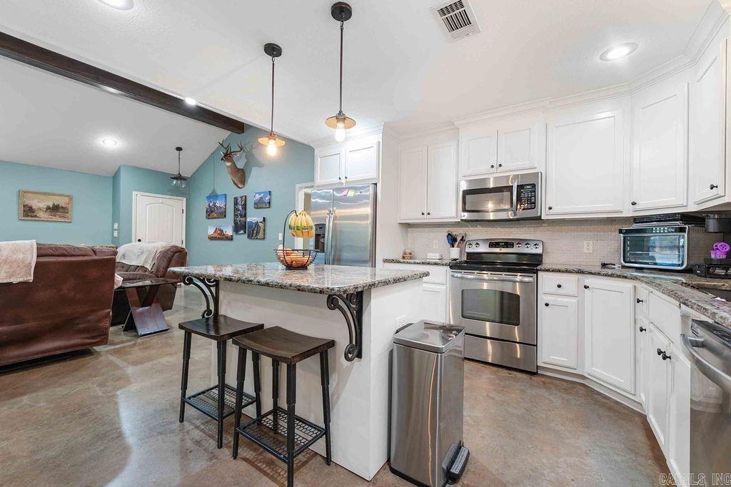 11 Sandy Ln Greenbrier, AR 72058