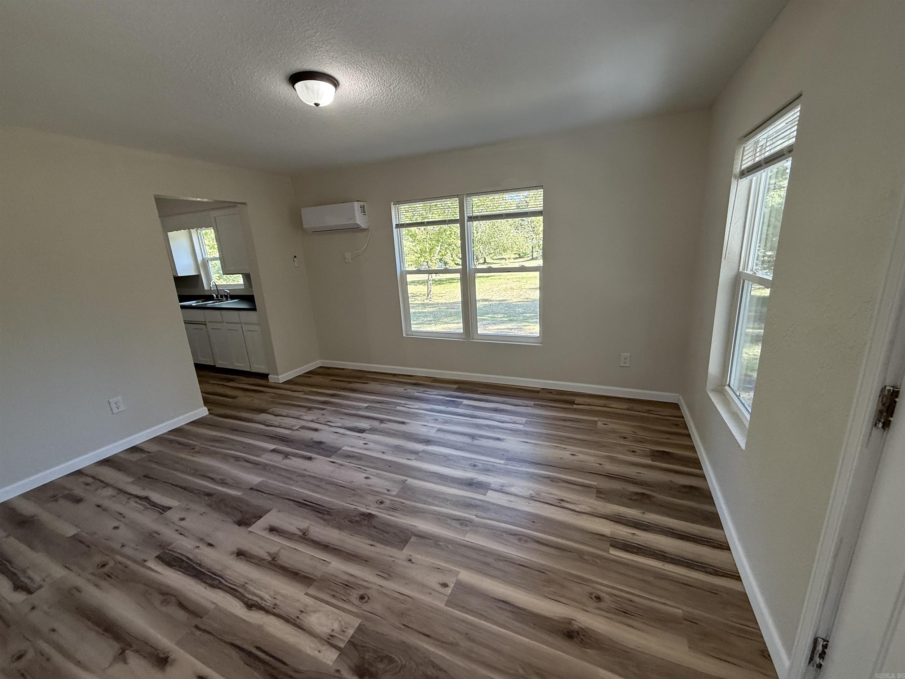 1636 Riverpoint  Clarksville, AR