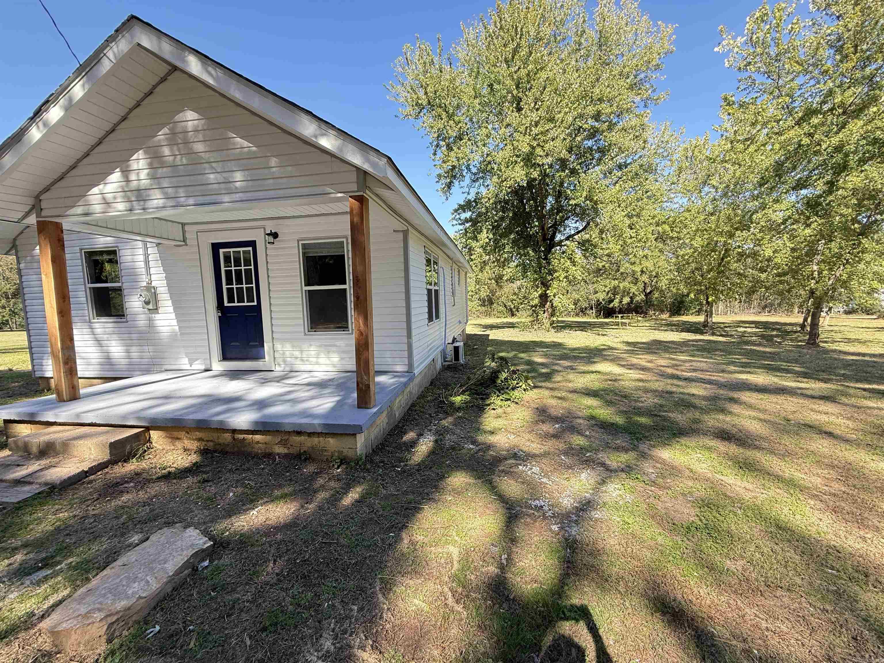 1636 Riverpoint  Clarksville, AR