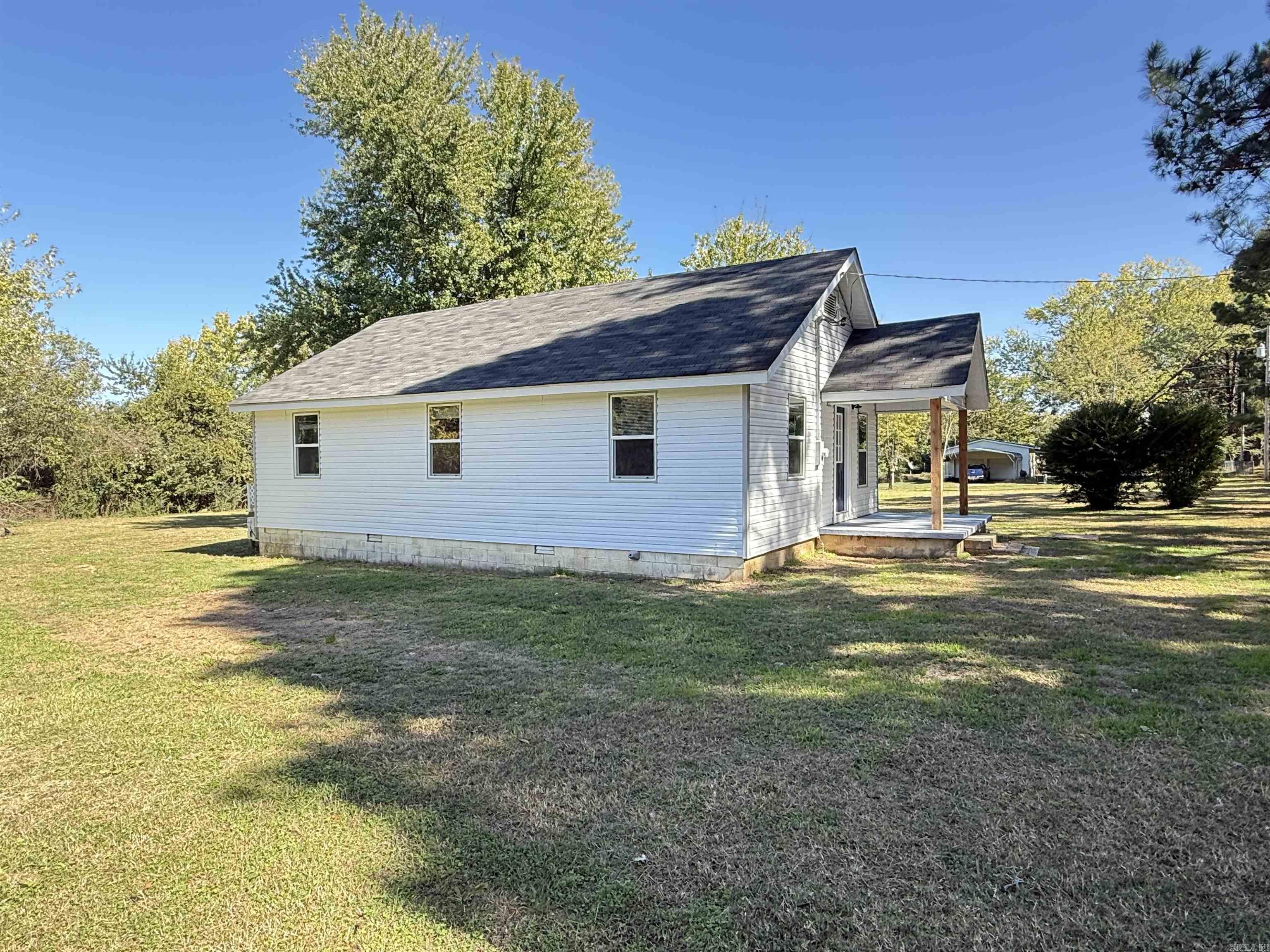 1636 Riverpoint  Clarksville, AR