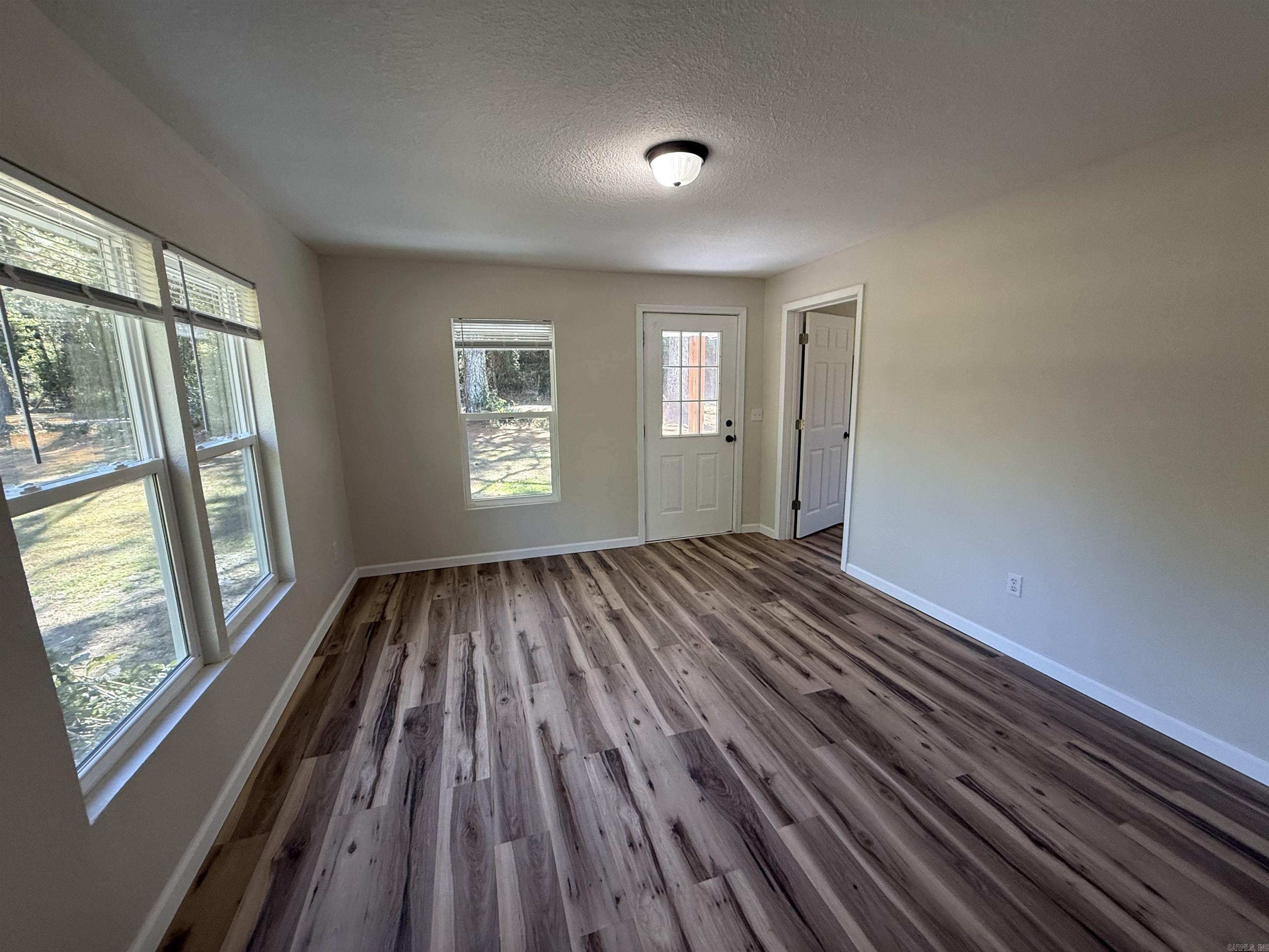 1636 Riverpoint  Clarksville, AR