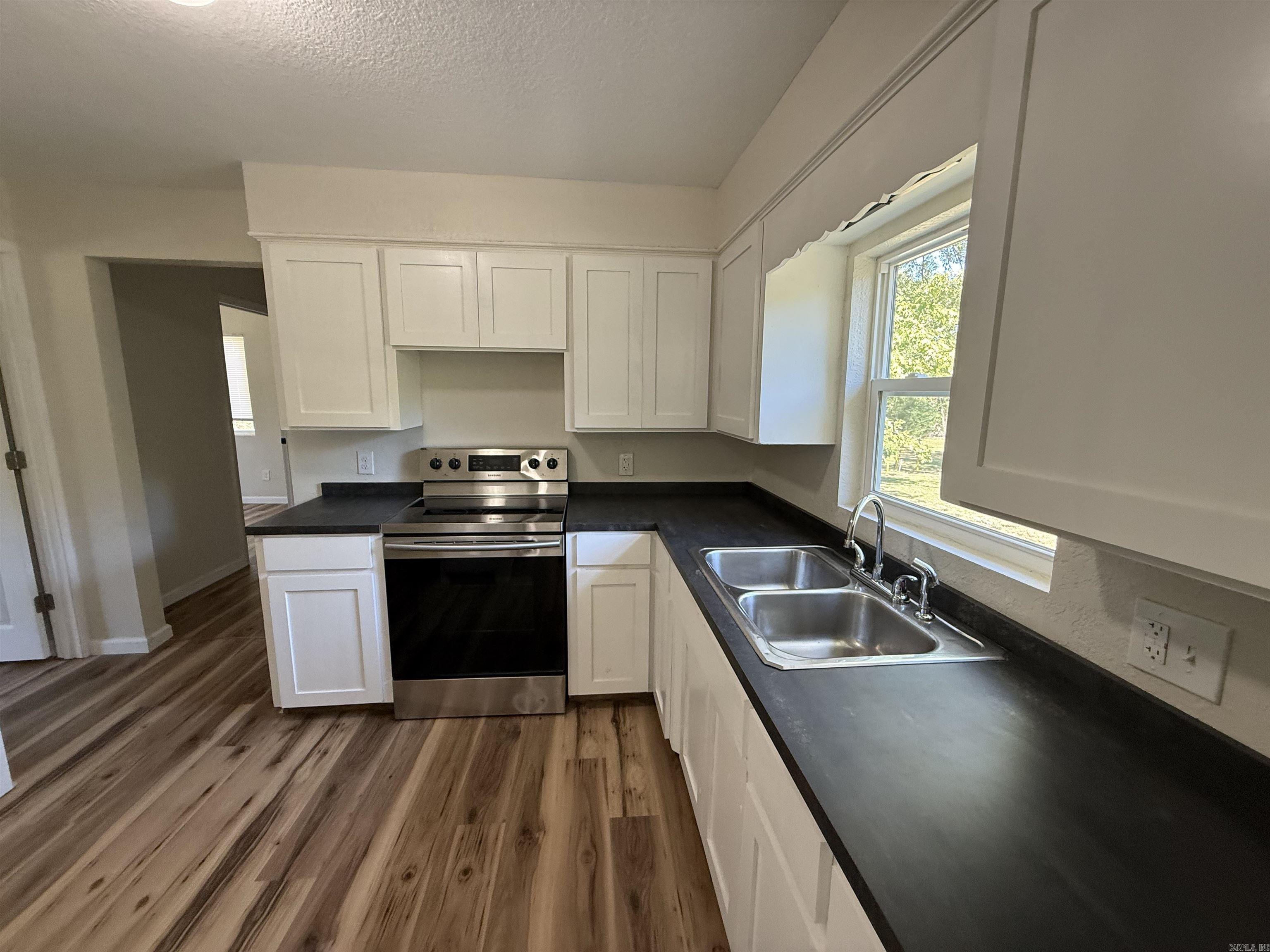 1636 Riverpoint  Clarksville, AR