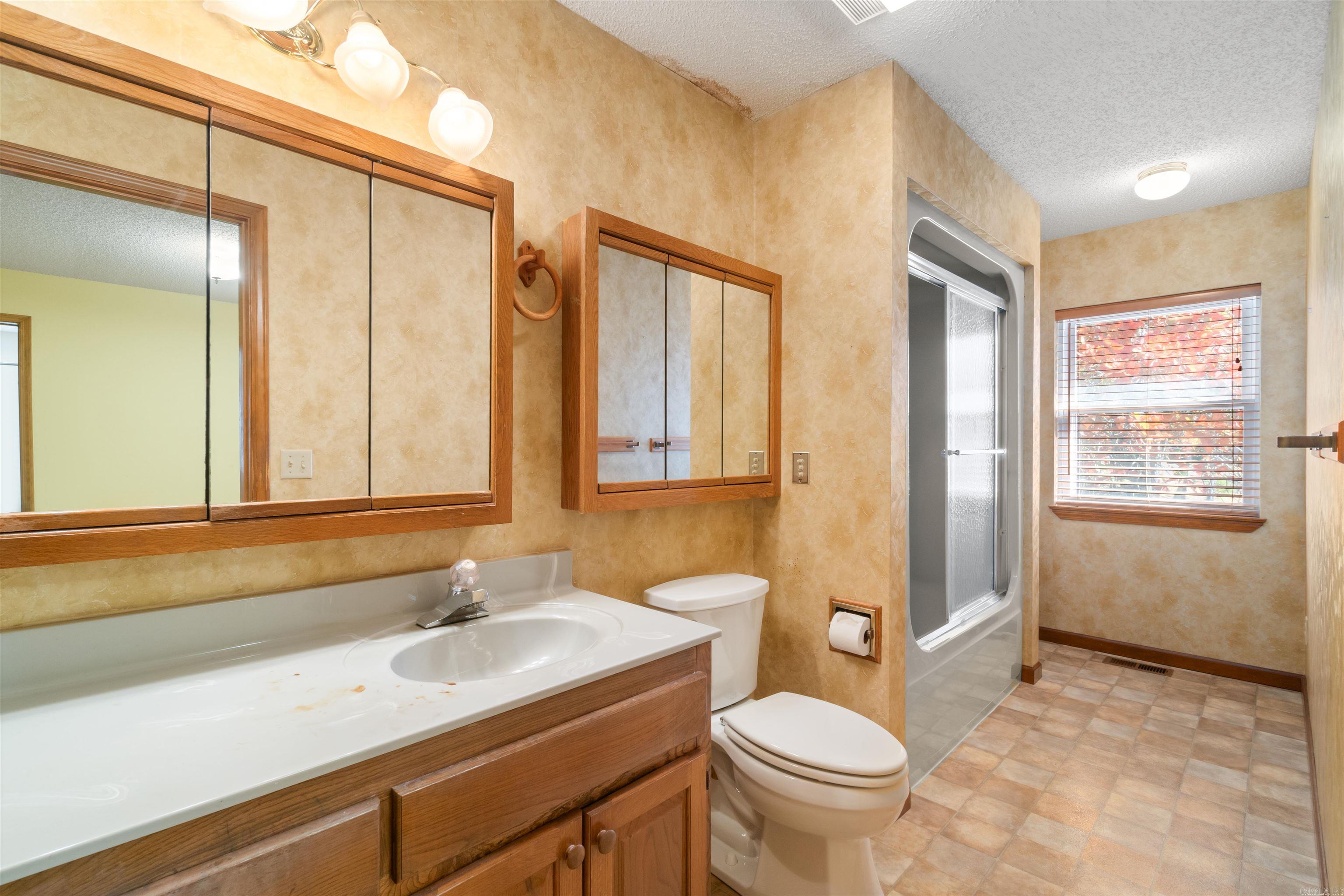 16 Gancho Way Hot Springs Village, AR 71909