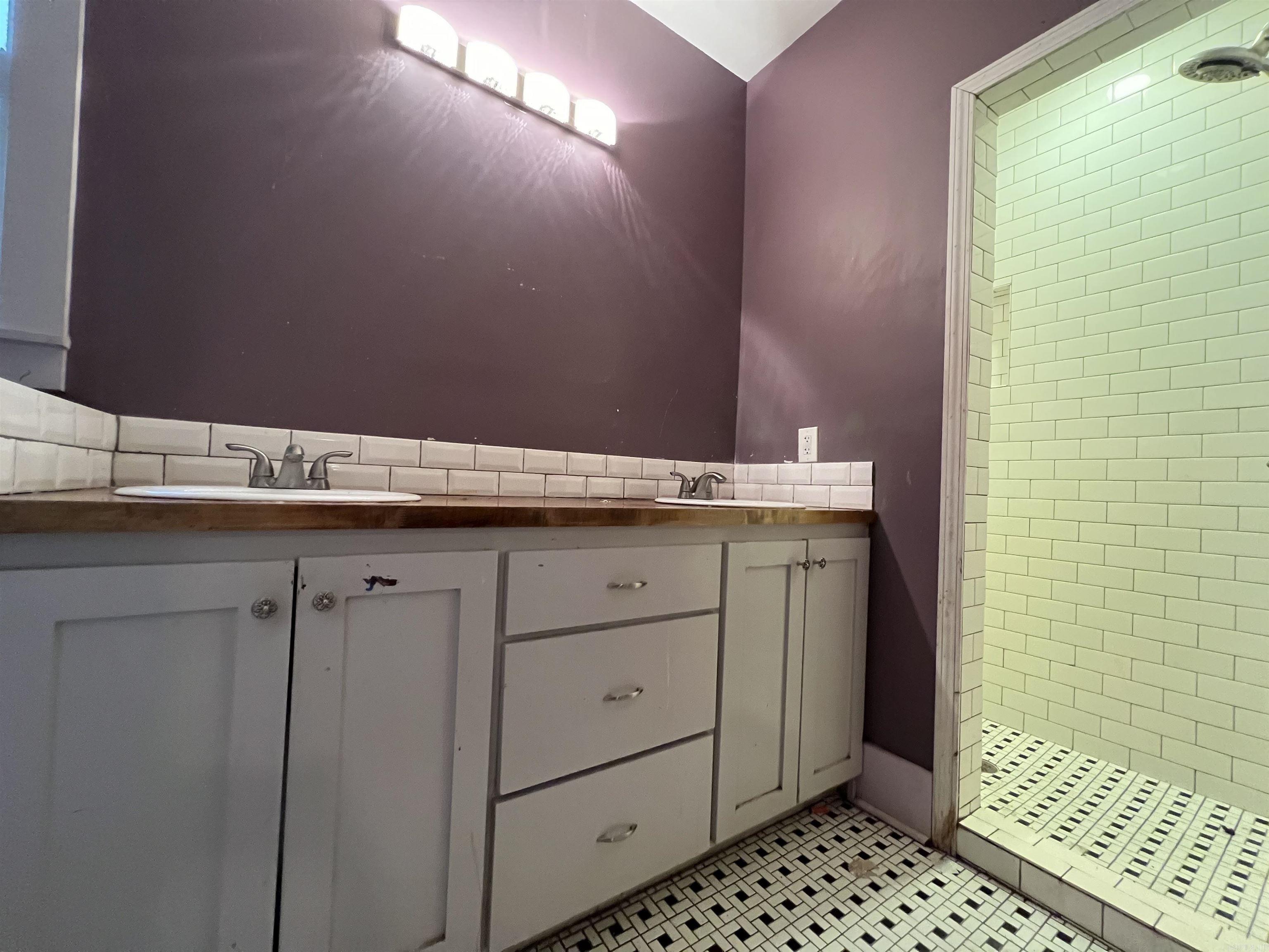 106 E Georgia  Beebe, AR