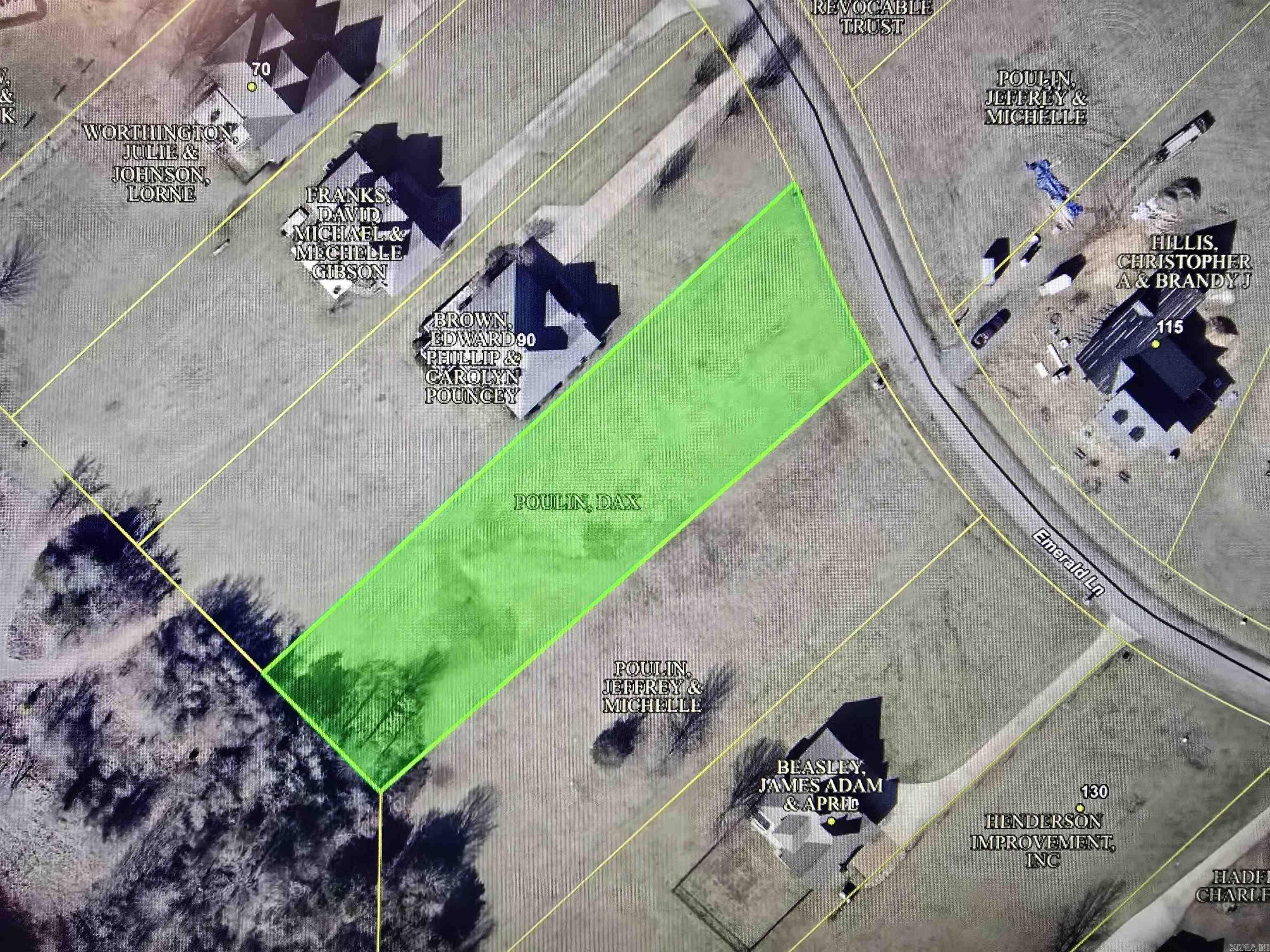 100 Emerald Lane  Greers Ferry, AR