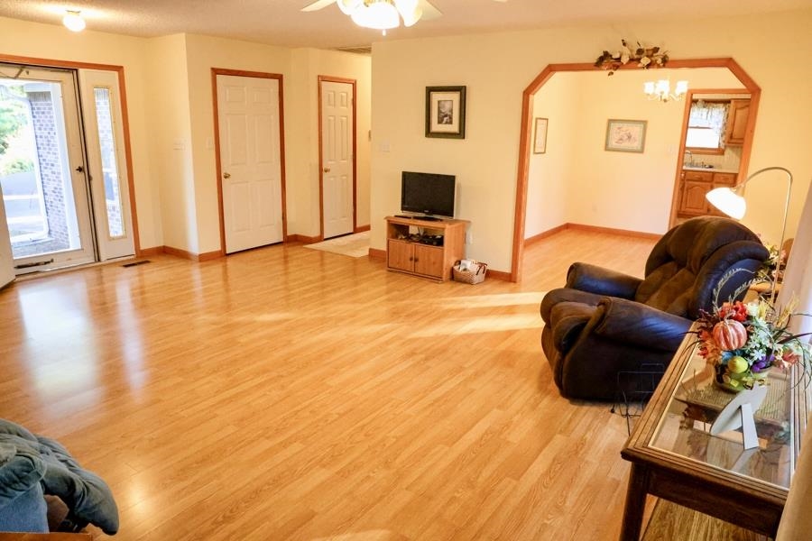 498 Old Fort Rd Melbourne, AR 72556