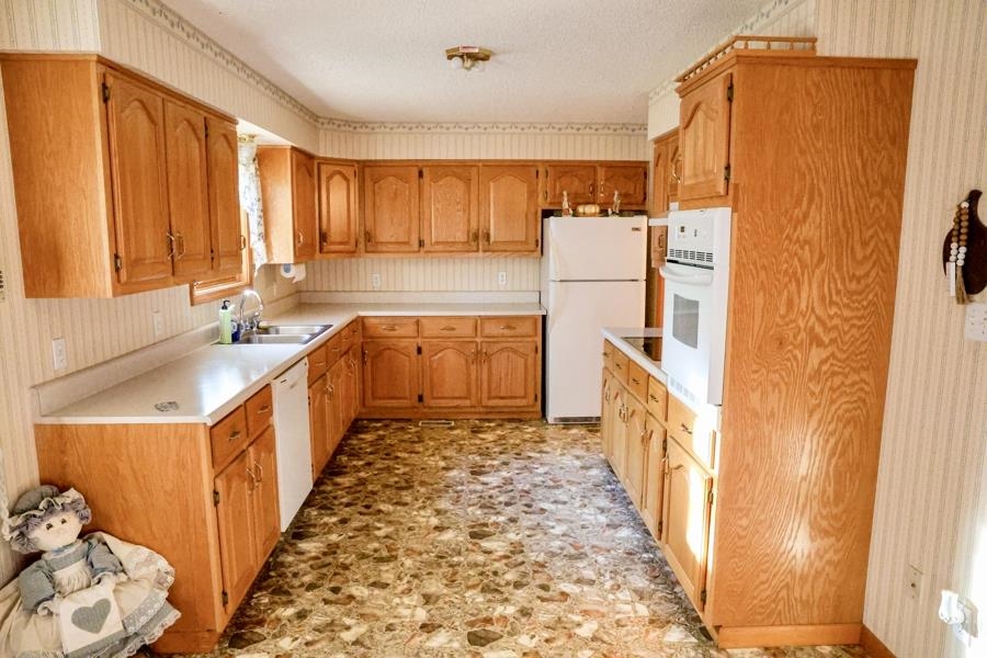 498 Old Fort Rd Melbourne, AR 72556