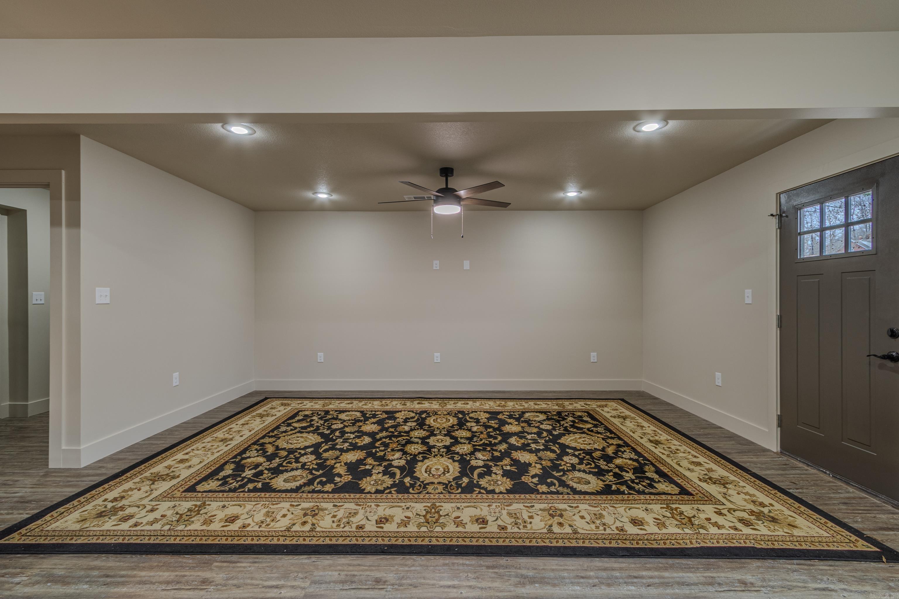 1811 Magnolia Ln Paragould, AR 72450