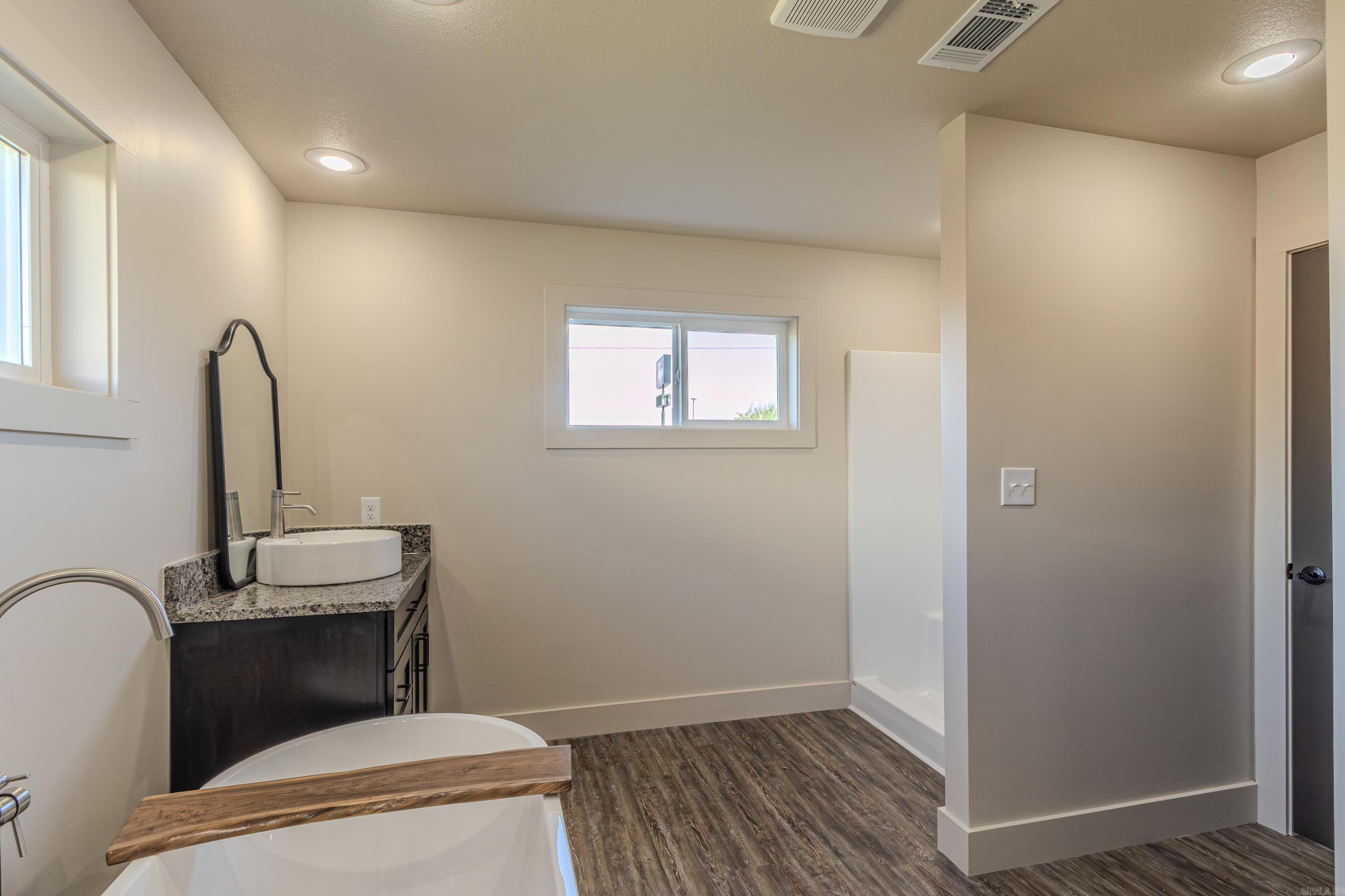 1811 Magnolia Ln Paragould, AR 72450