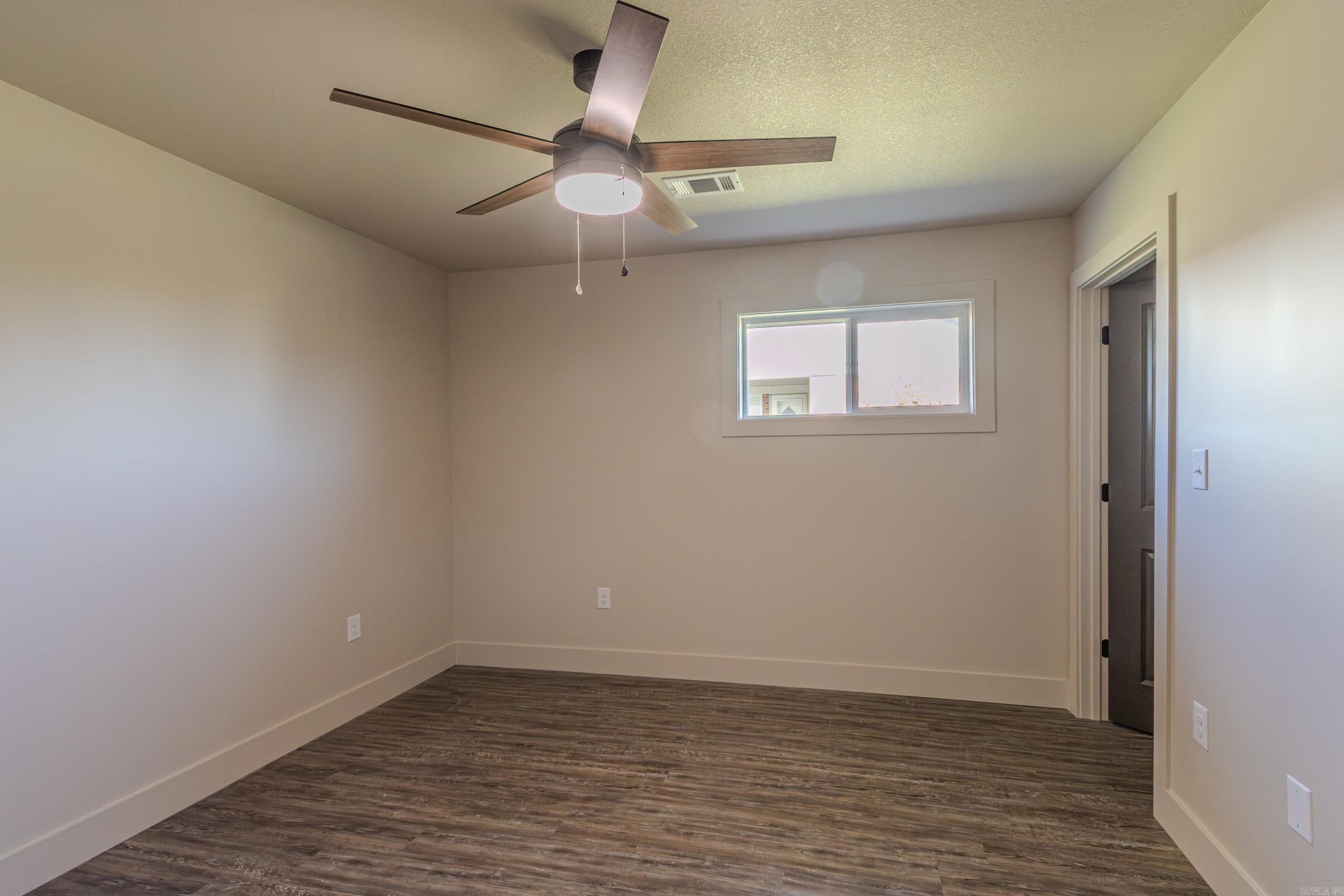 1811 Magnolia Ln Paragould, AR 72450