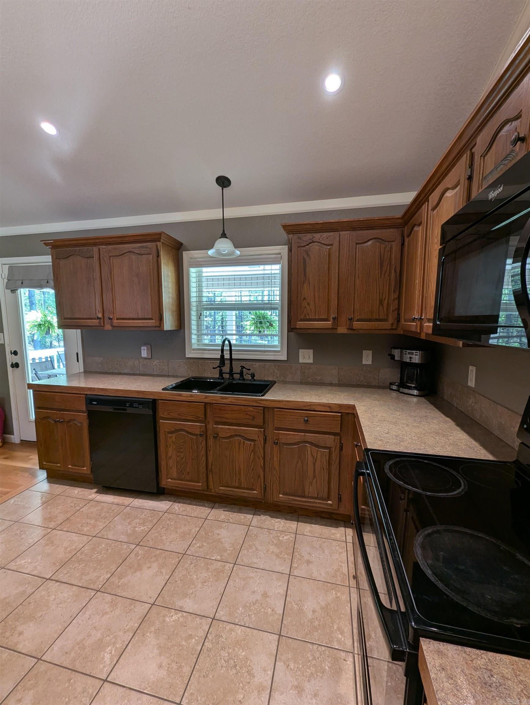 20 Pure Country  Greers Ferry, AR