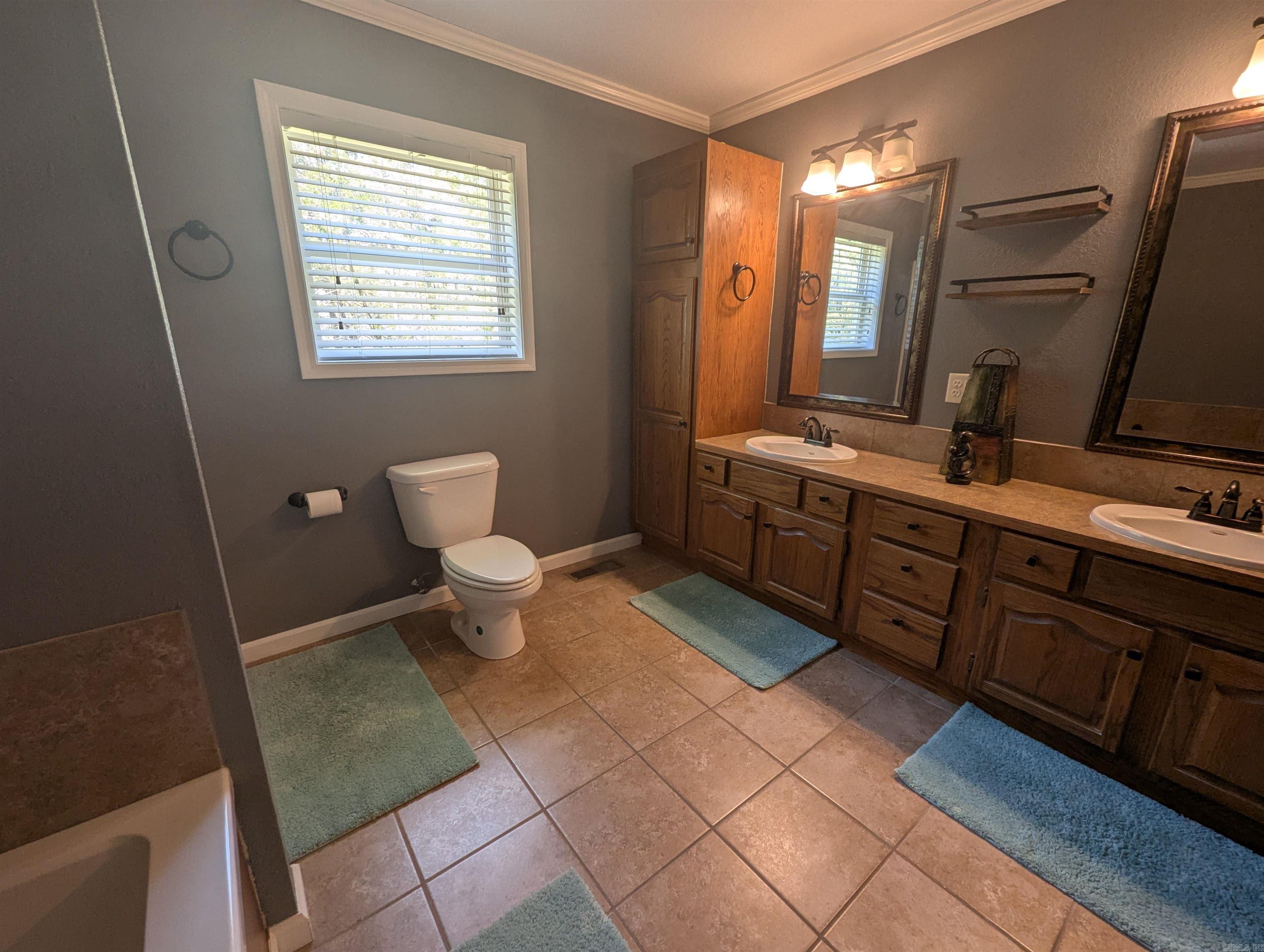 20 Pure Country  Greers Ferry, AR