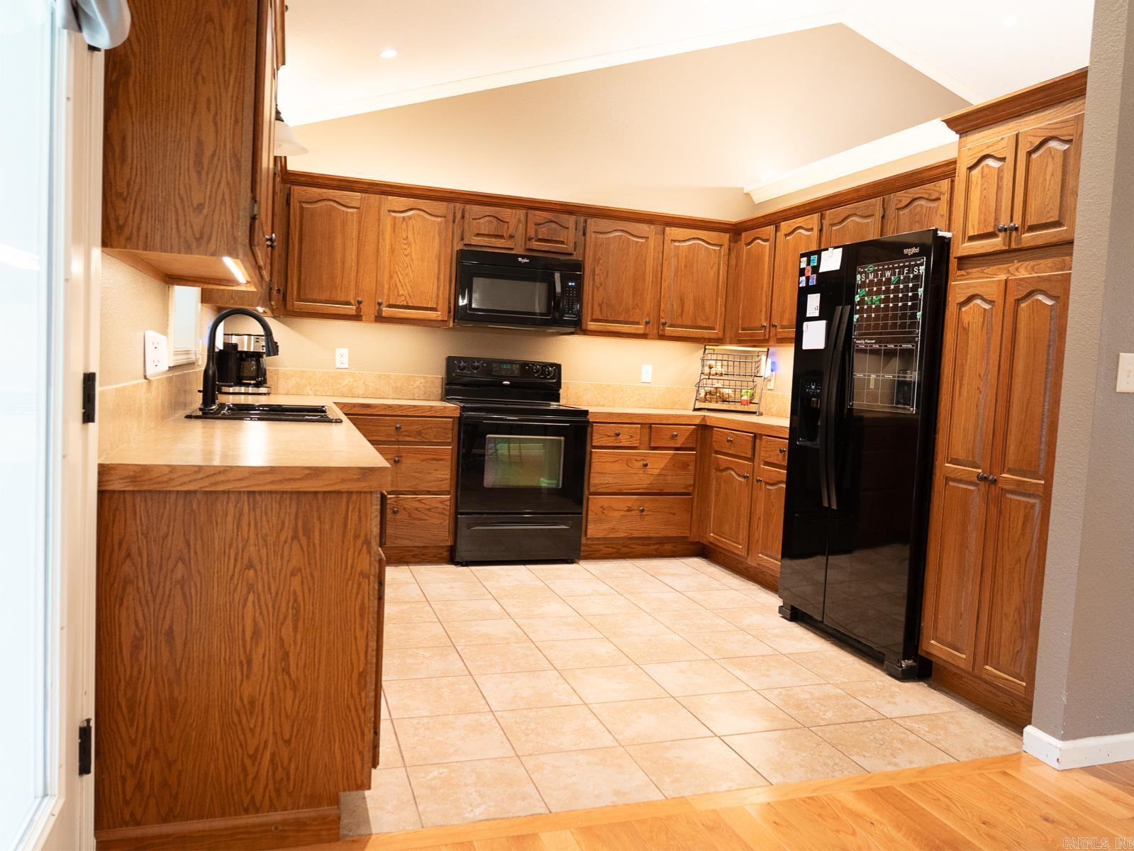 20 Pure Country Road Greers Ferry, AR 72067