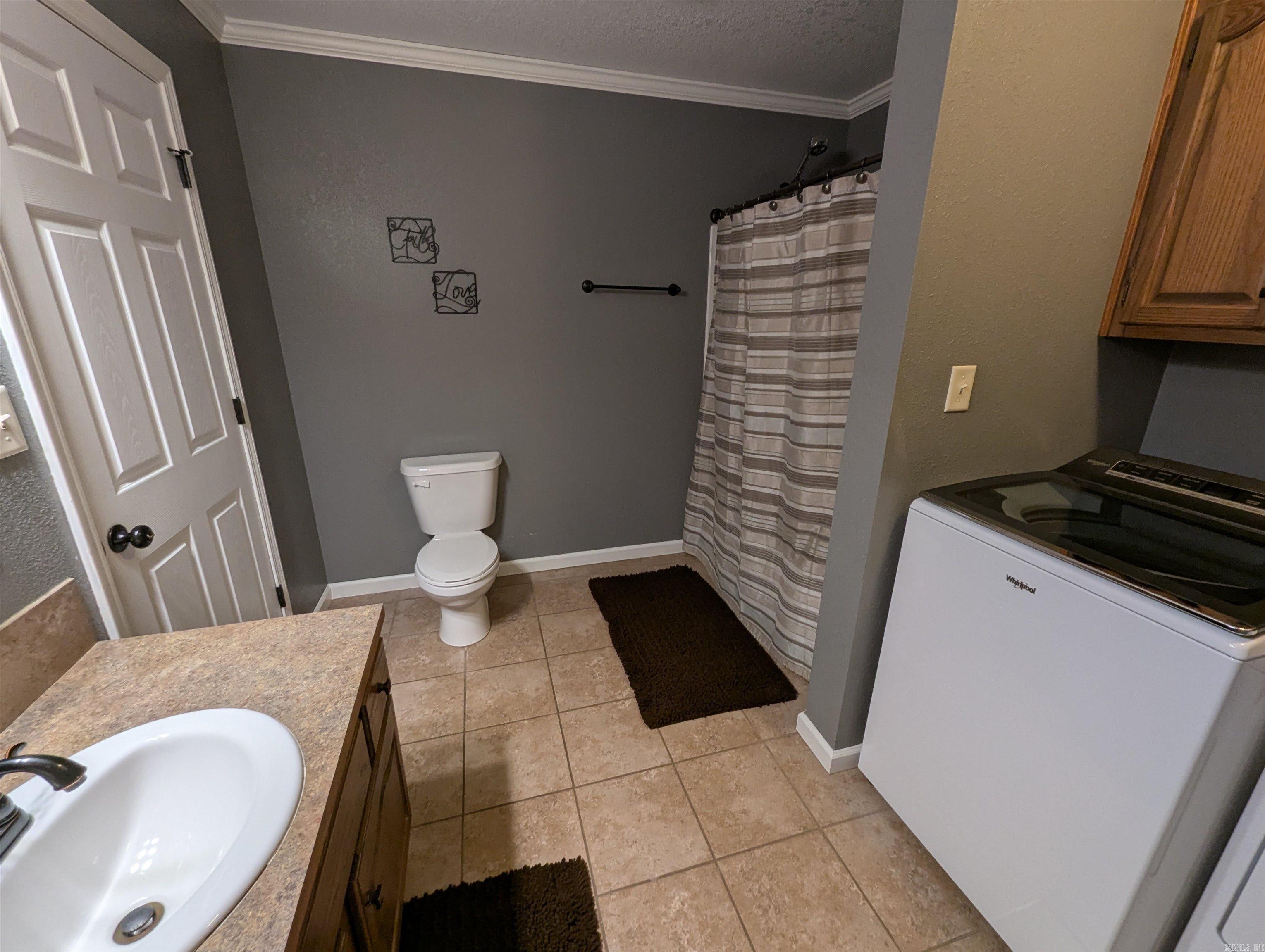 20 Pure Country  Greers Ferry, AR