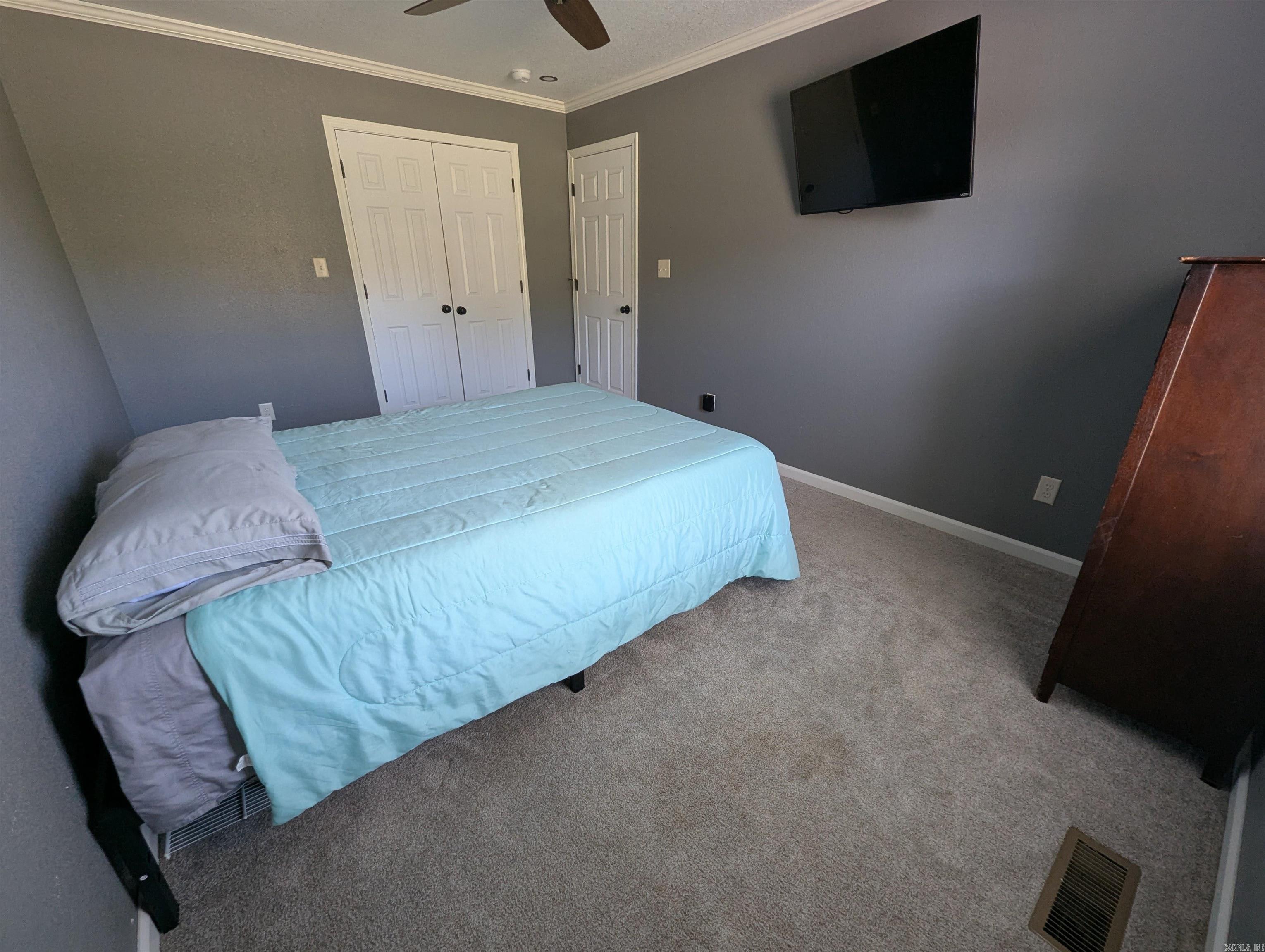 20 Pure Country  Greers Ferry, AR