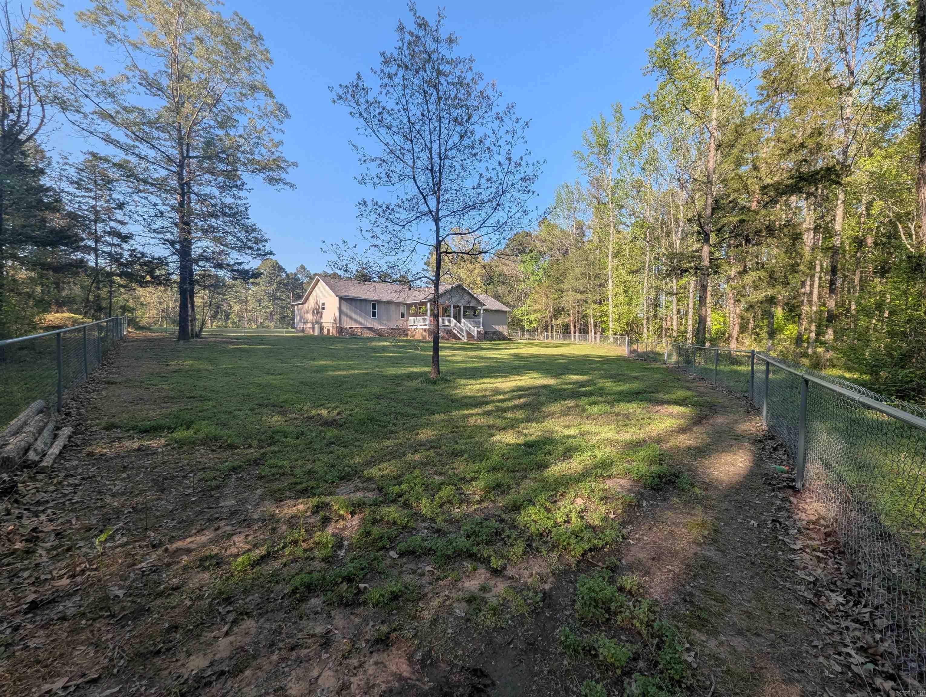 20 Pure Country  Greers Ferry, AR