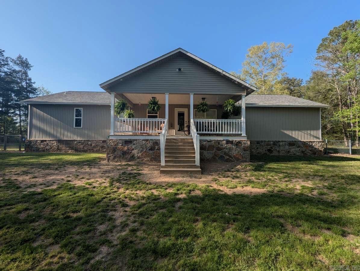 20 Pure Country  Greers Ferry, AR