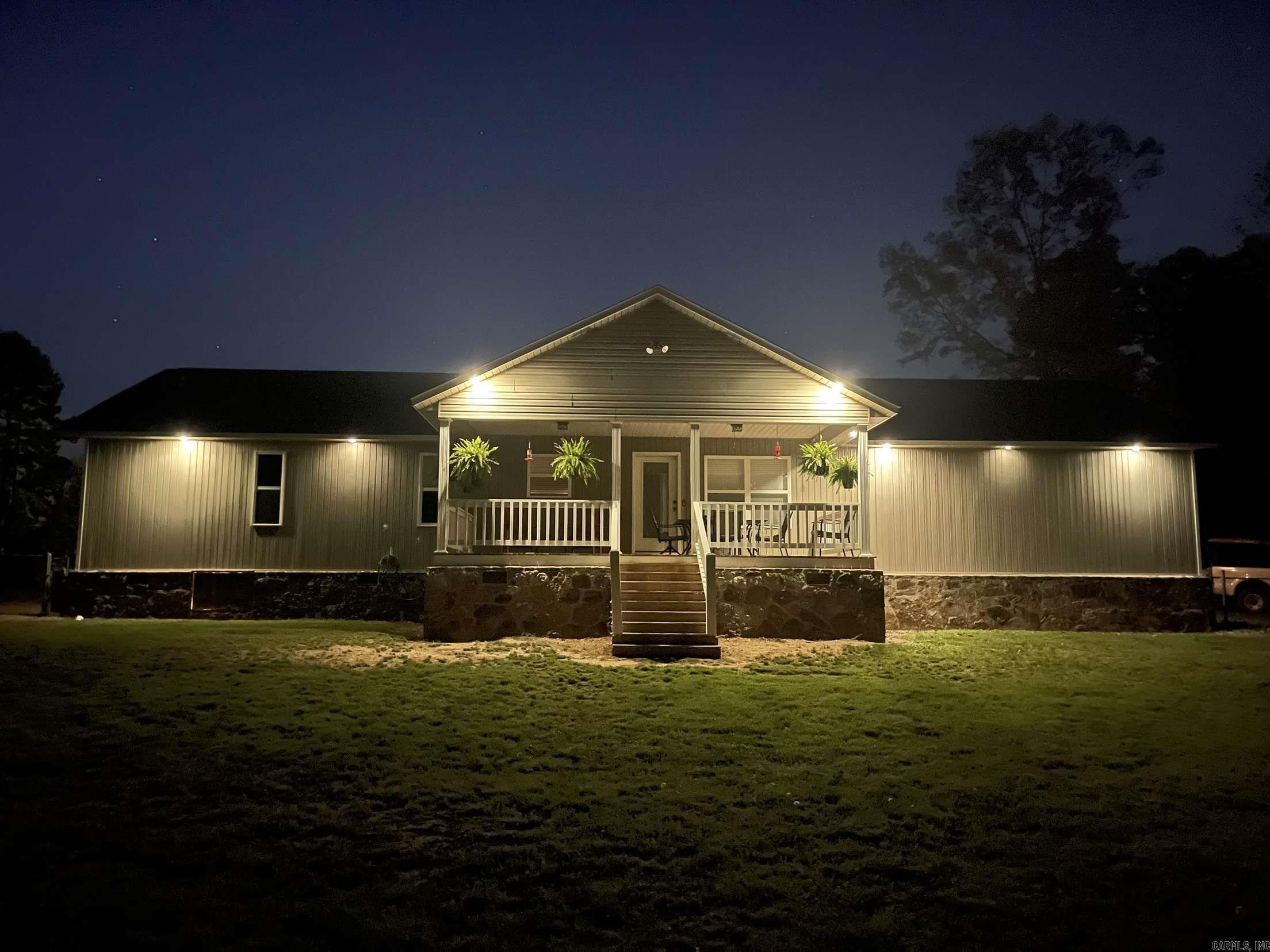 20 Pure Country  Greers Ferry, AR