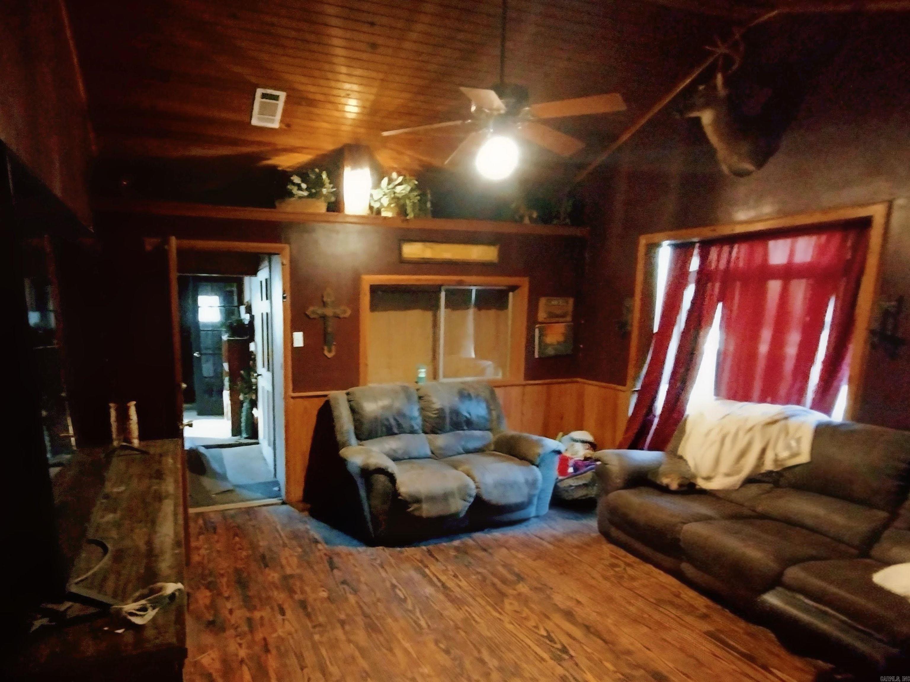 1000 Arvid Maeland Blvd  Mountain View, AR