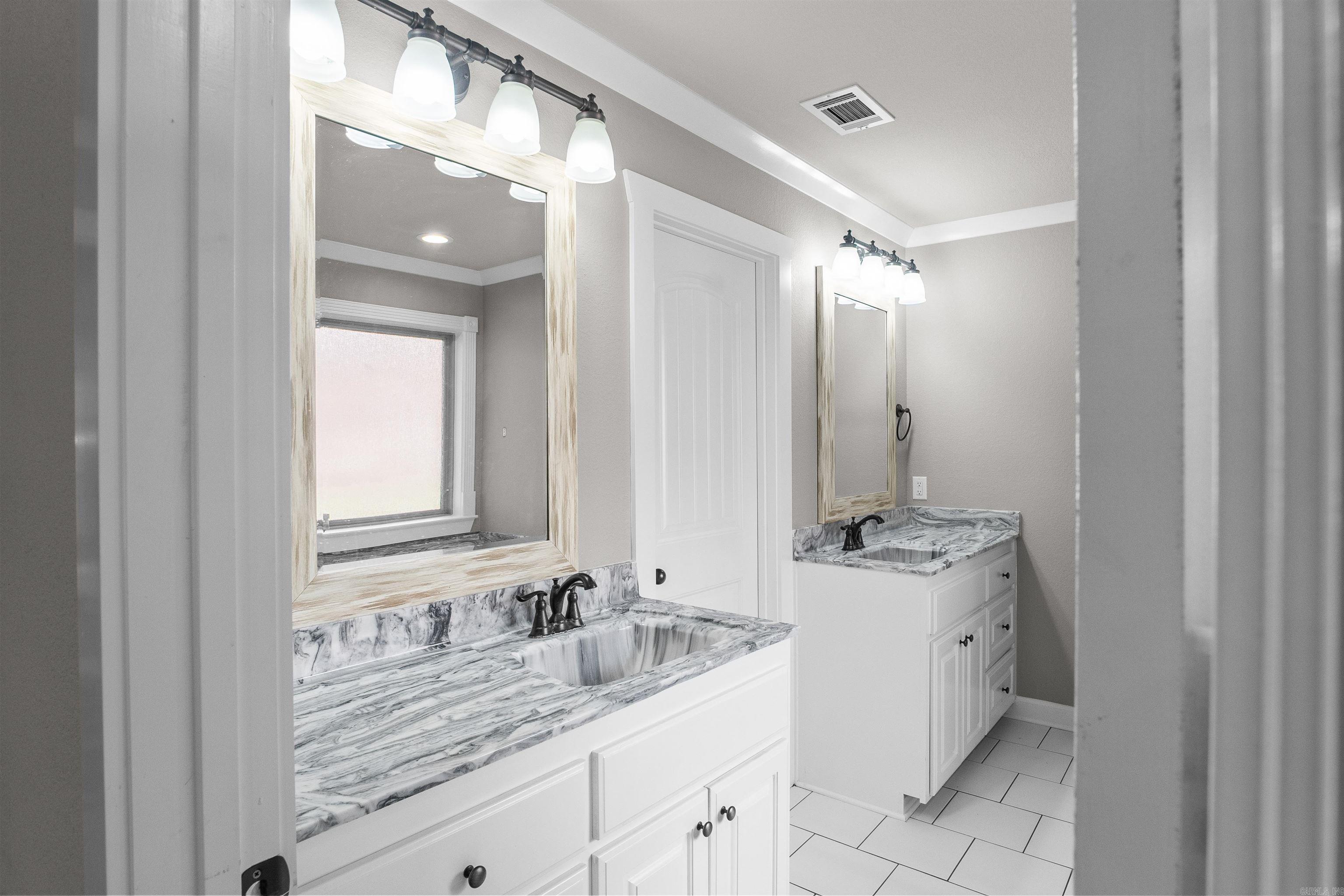 2032 N Hills Drive Cabot, AR 72023