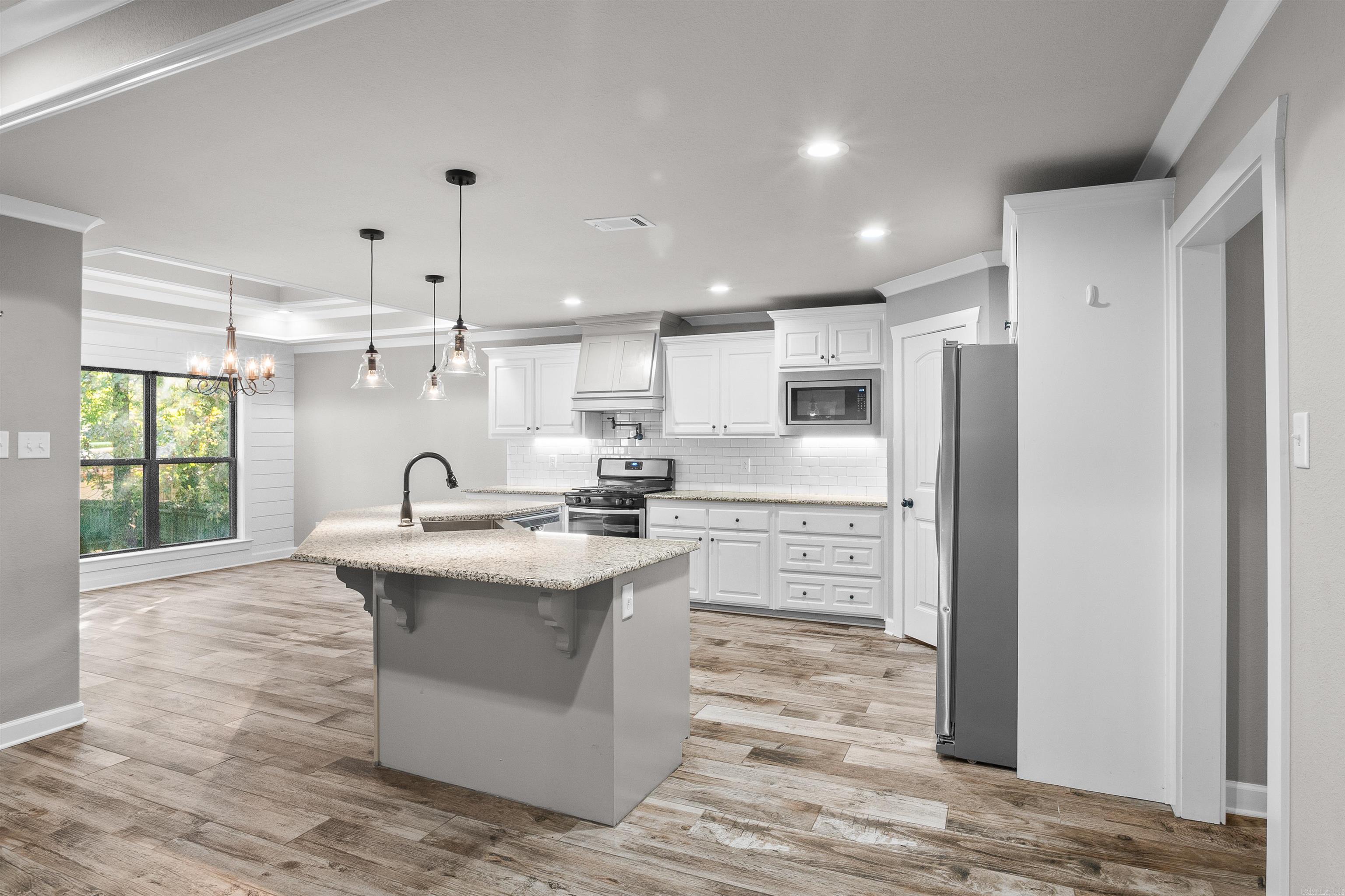 2032 N Hills Drive Cabot, AR 72023